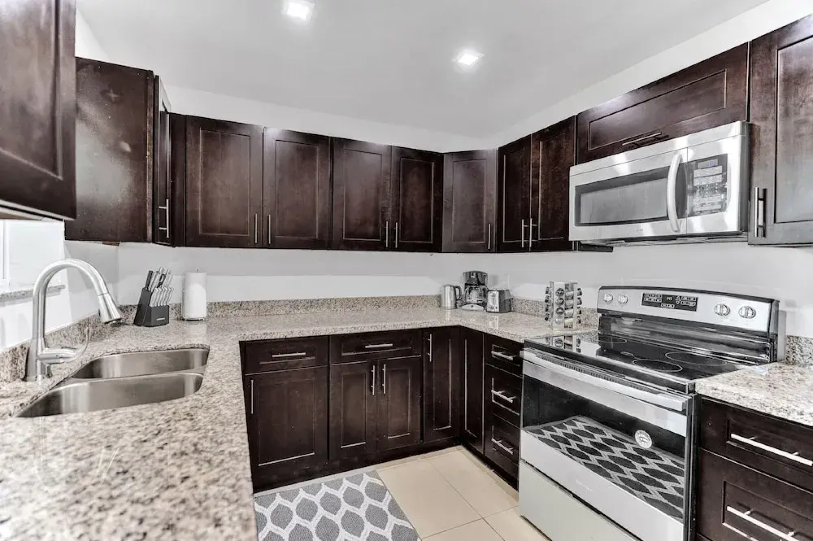 Waterfront Newly Renovated 4 BR Home