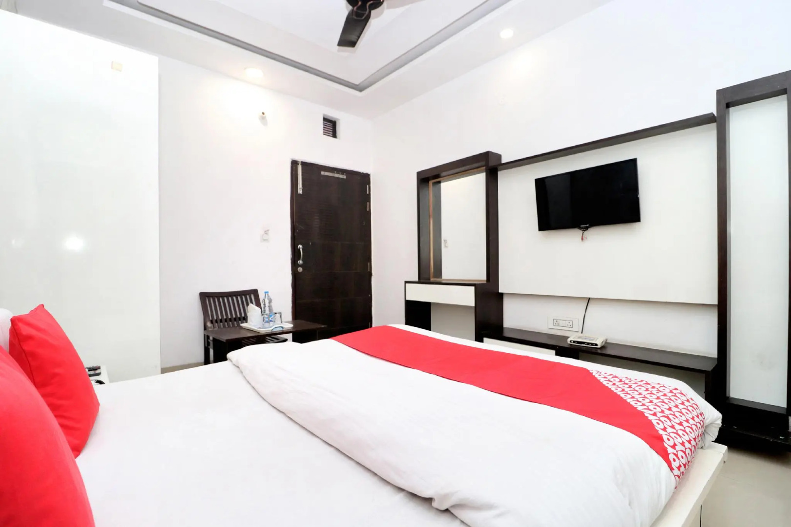 OYO 3145 Hotel Seven Inn