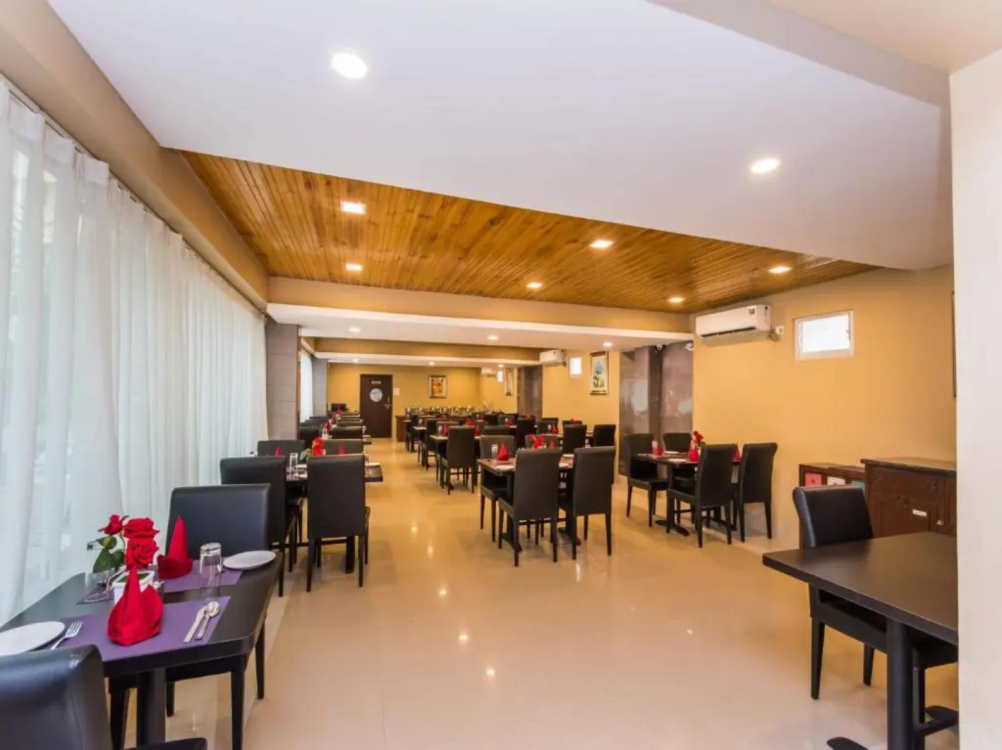 Central Courtyard Boutique Resort