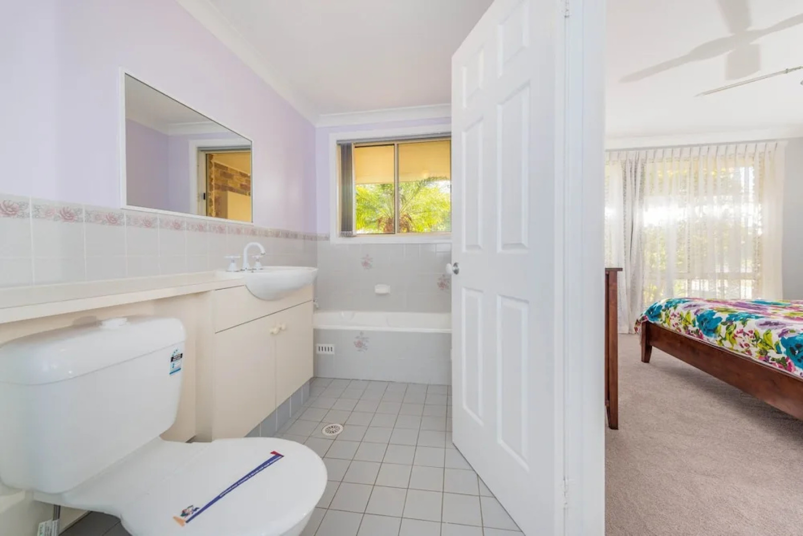 Pebble Pde 1/14 - Fingal Bay