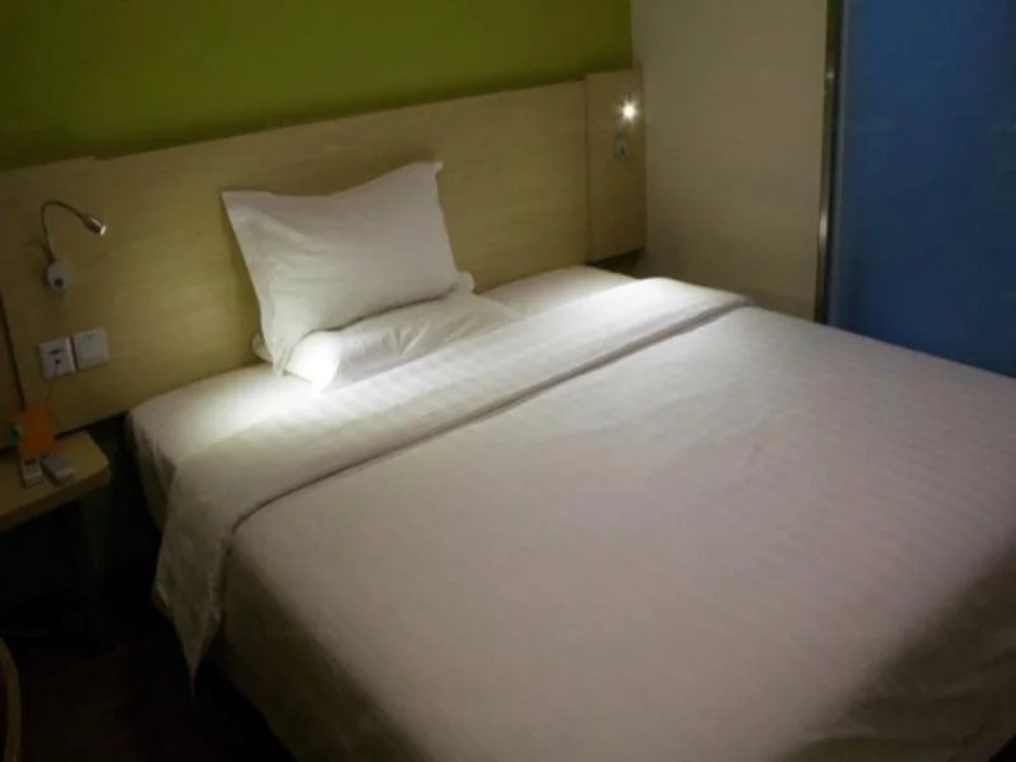 7 Days Inn Urumqi Medical University Branch