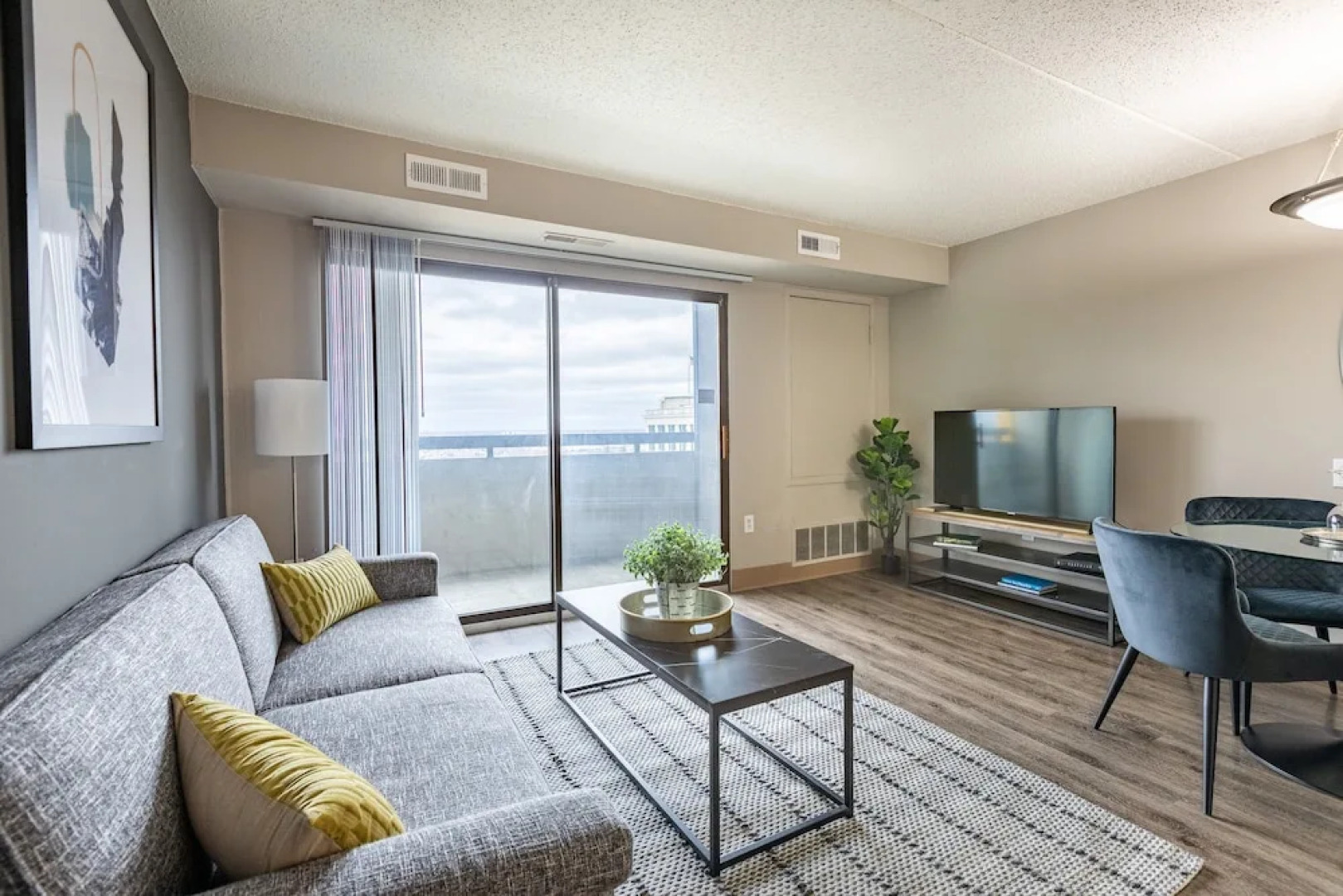 Park Avenue Suites by Barsala