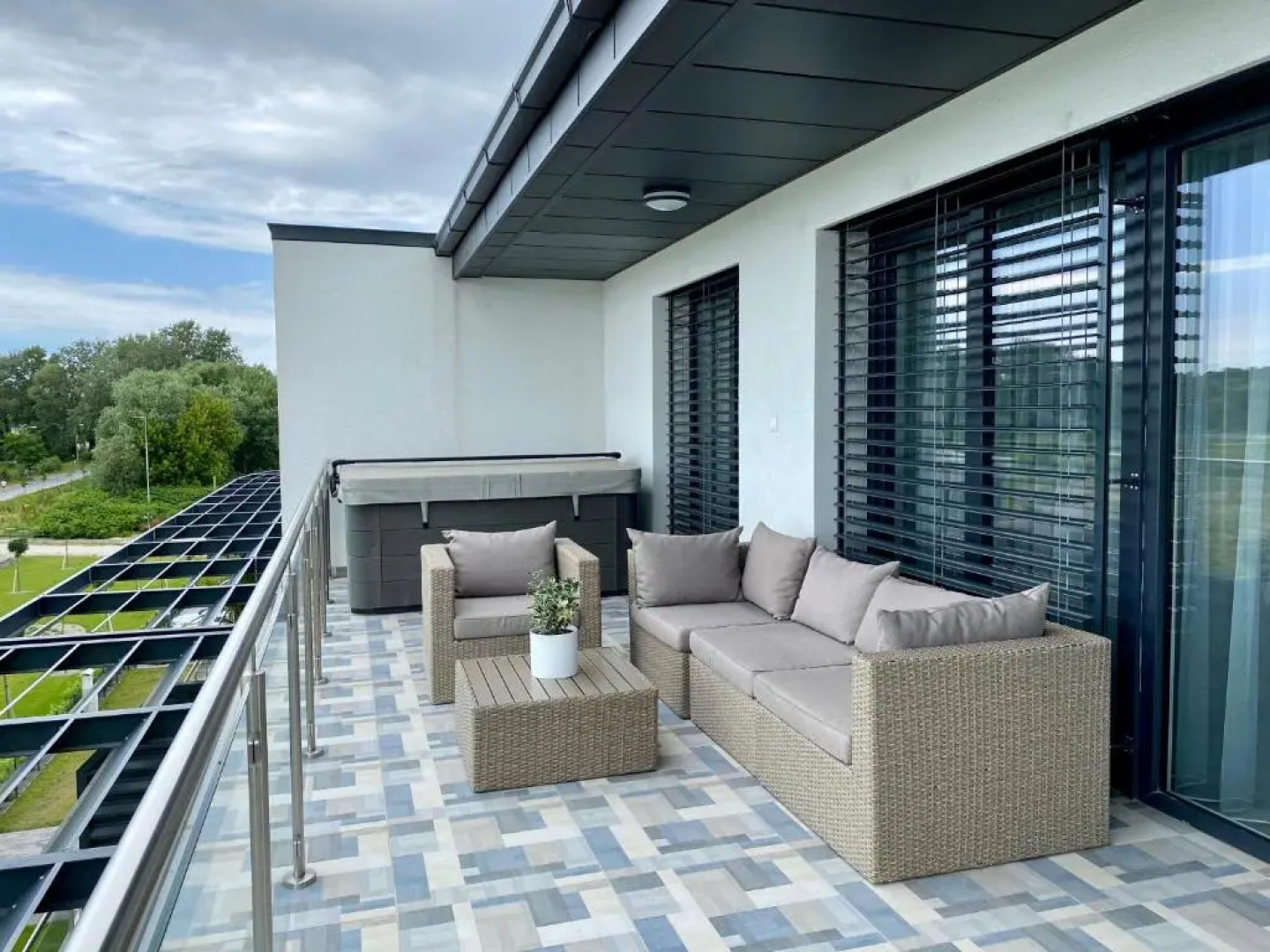 Royal Blue - luxurious flat with 5-star view over Lake Balaton