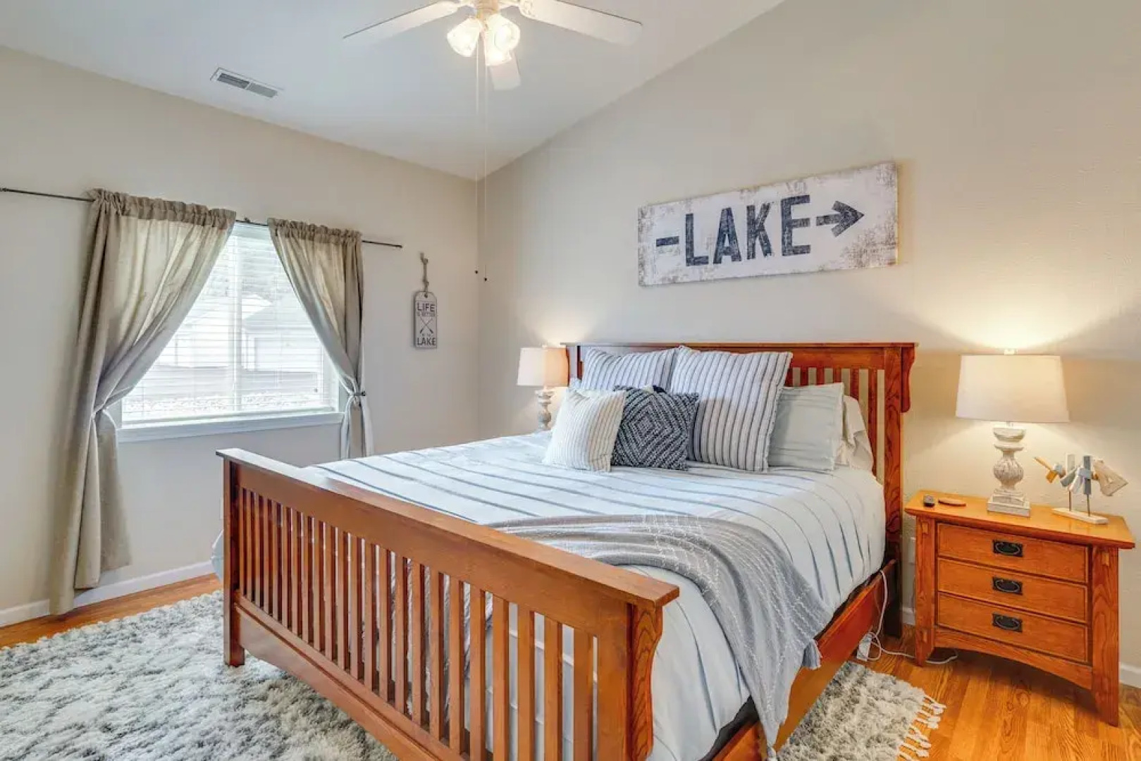 4 Mi to Dtwn: Gem w/ Lake Access in Camdenton