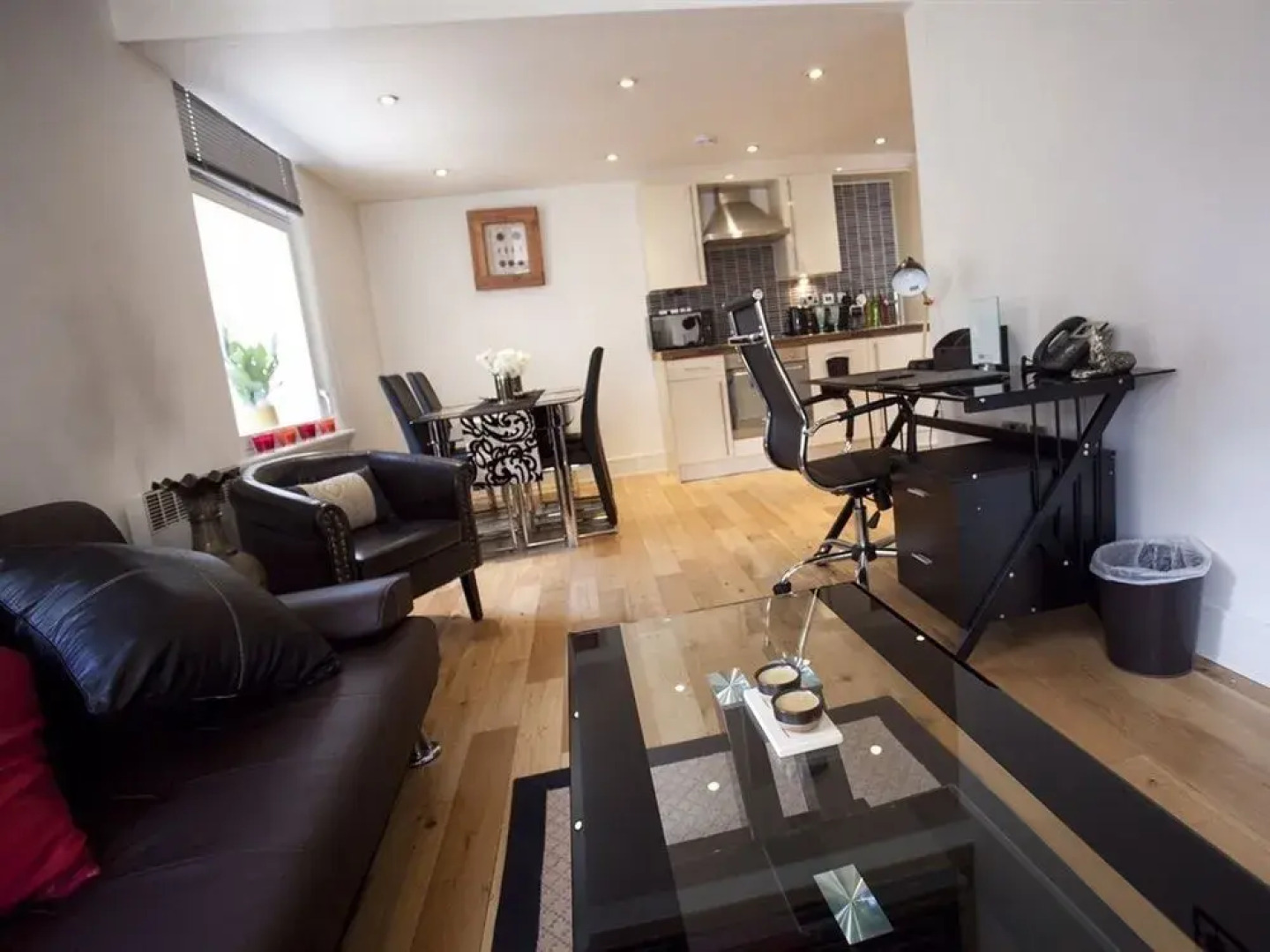 Lux Aparts Huddersfield Central