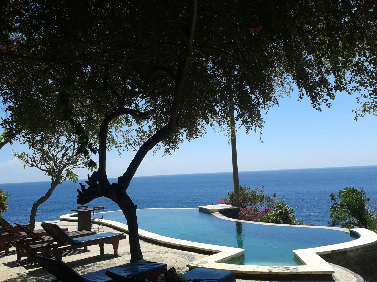 Wawa Wewe Rock Resort