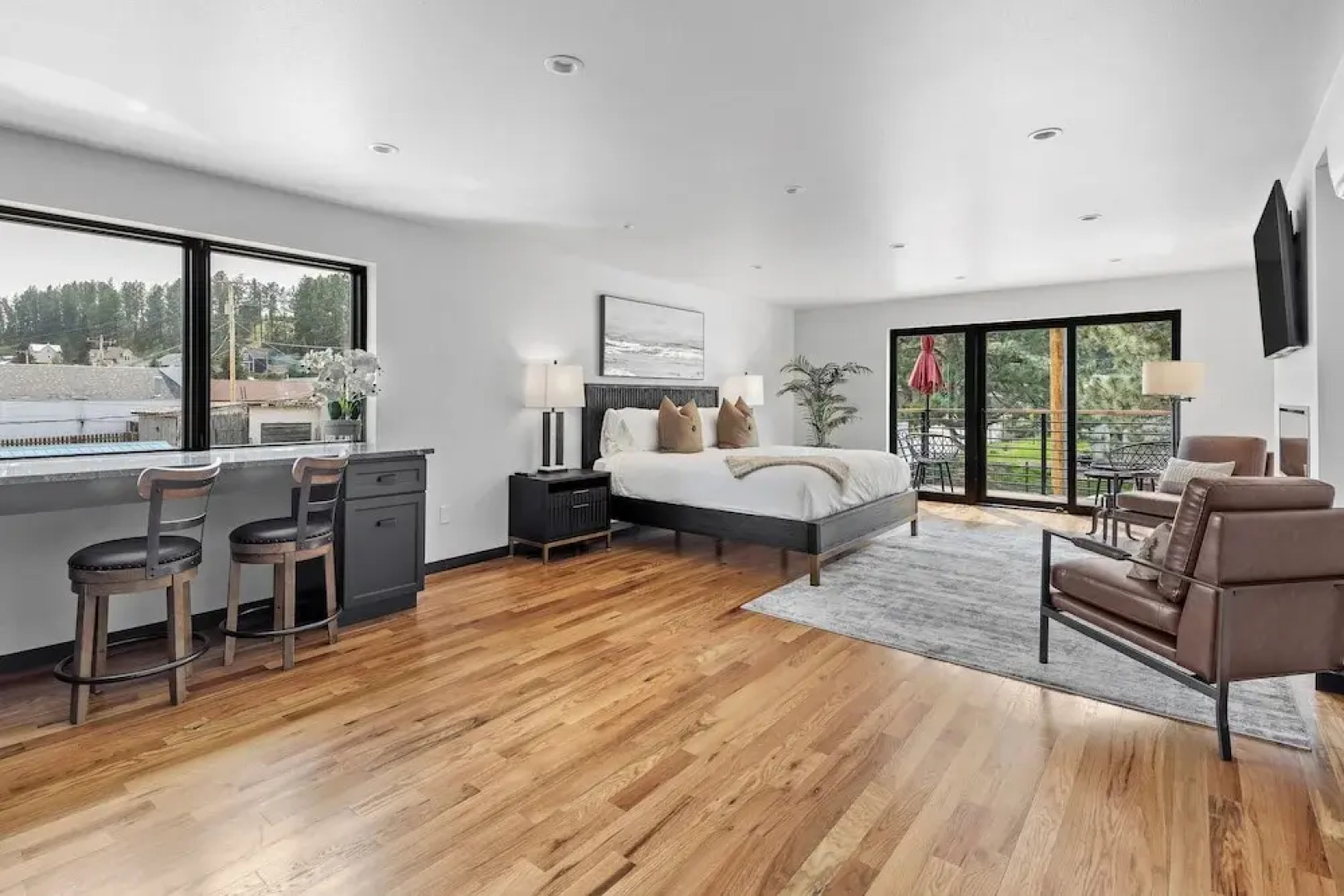 McGregor and Main Luxury Lofts