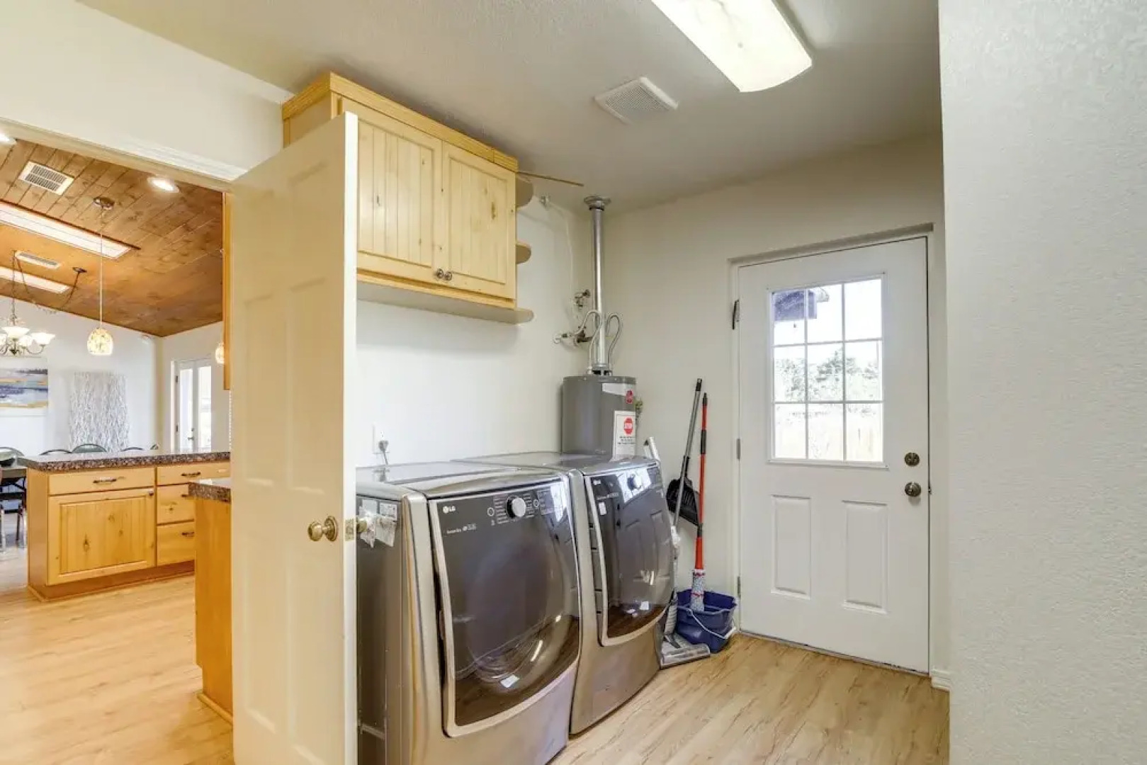 Castle Rock Views: Sedona Retreat w/ Hot Tub!