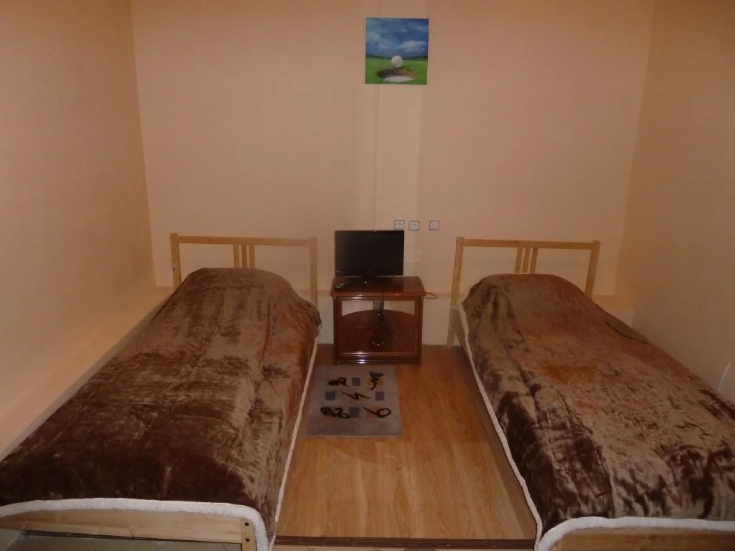 Gostiny Dvor na Nikolaevskoy