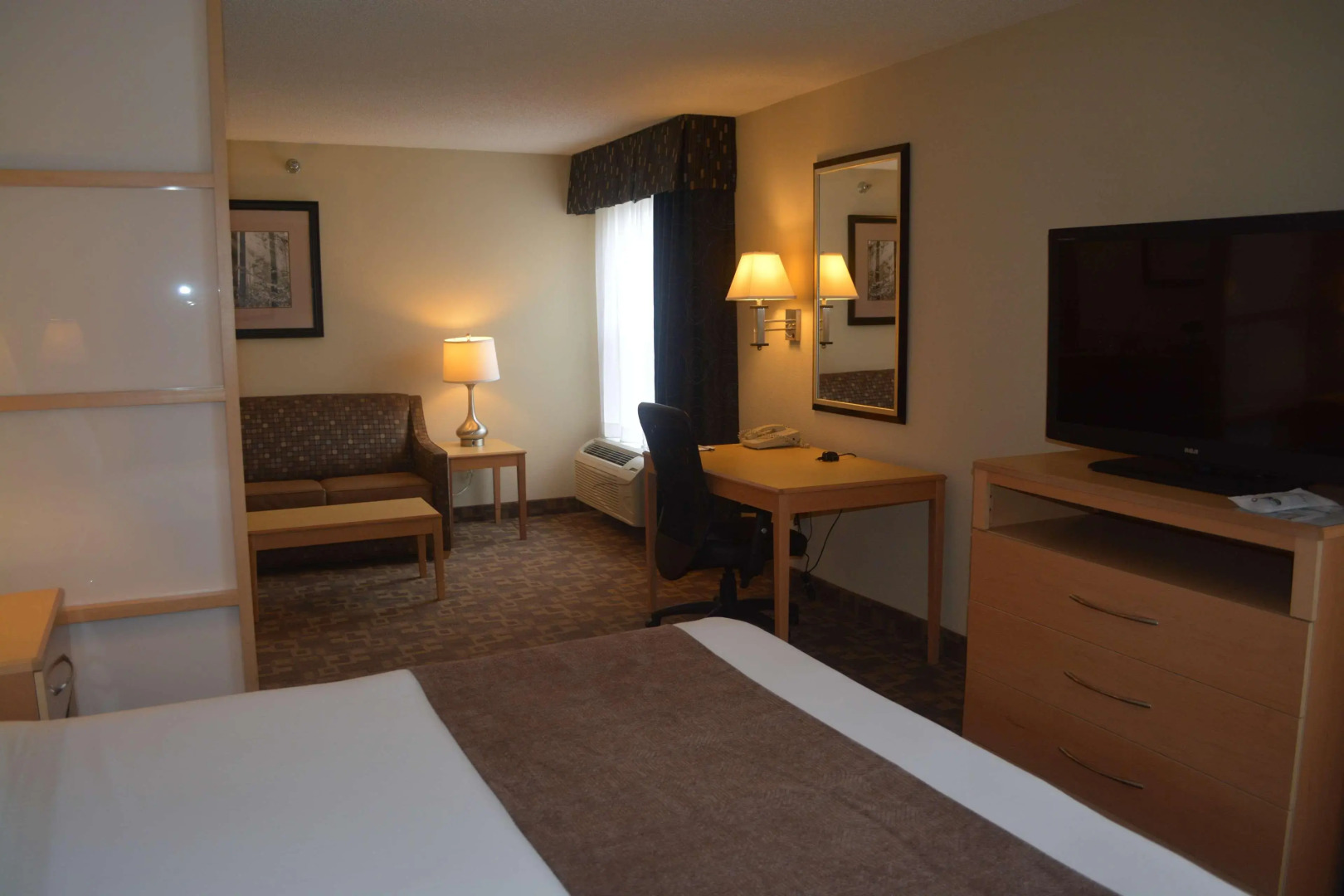 SureStay Plus Hotel by Best Western Roanoke Rapids I-95