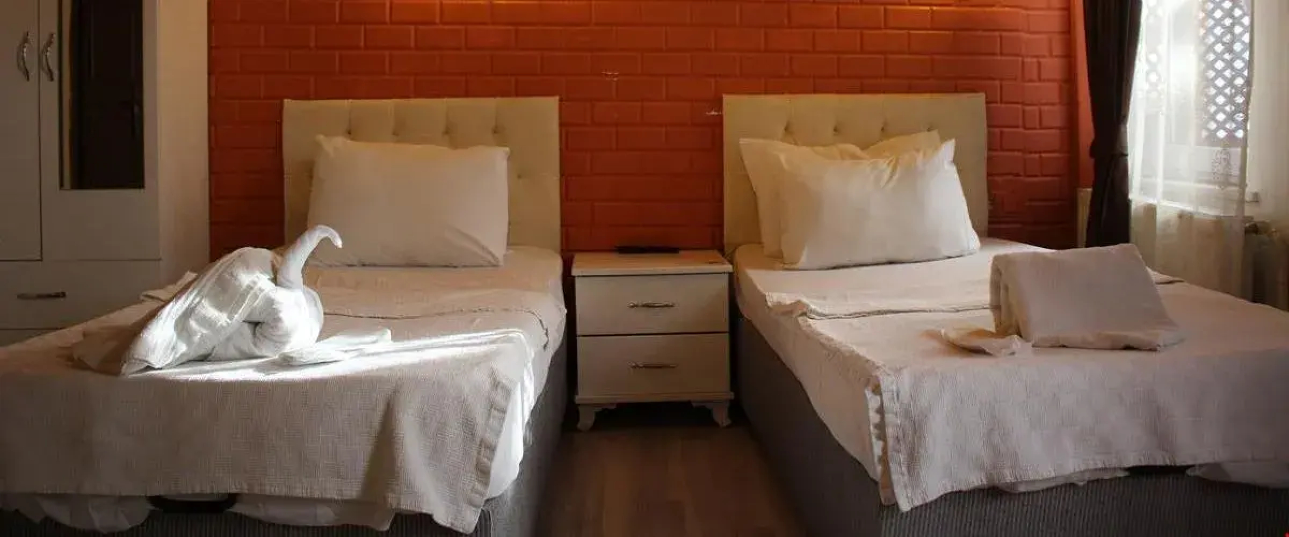 Taksim BrickTown Suite