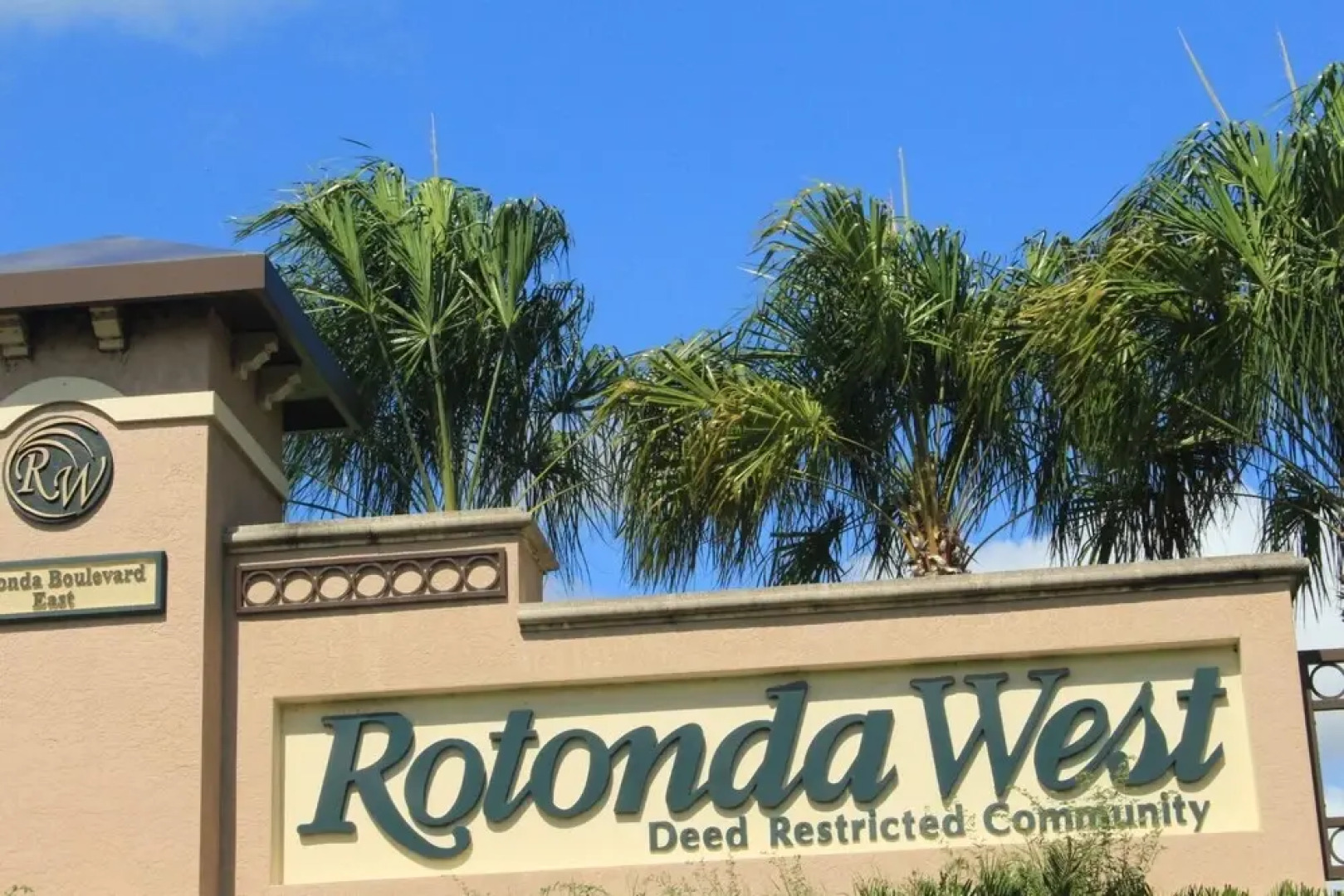 Paradise Lakeside Rotonda West