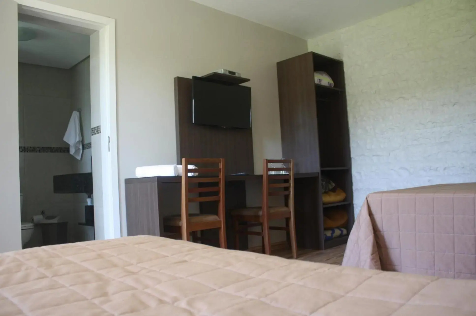 Pousada dos Pinheirais