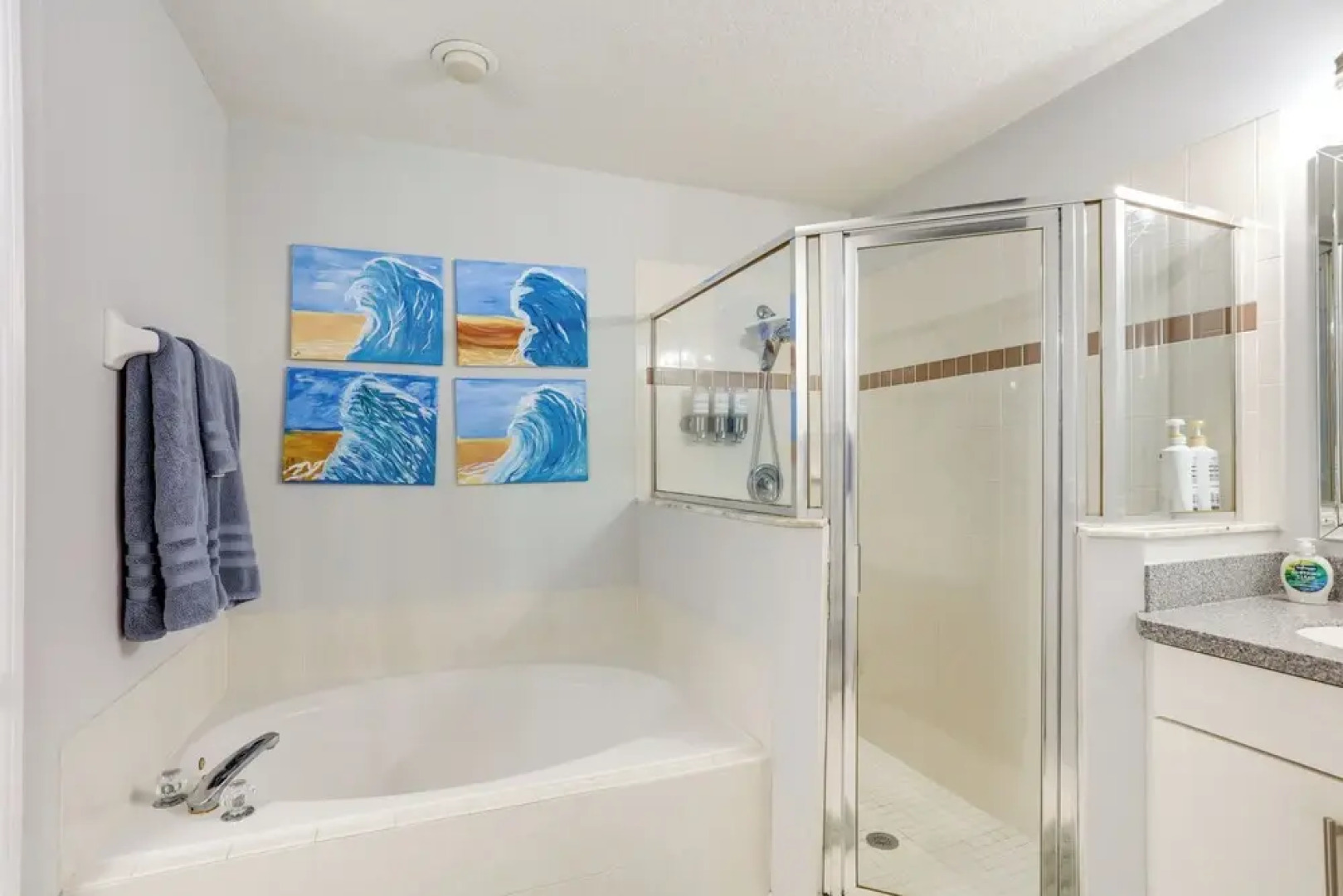 Inviting Jensen Beach Home w/ Screened-in Patio!