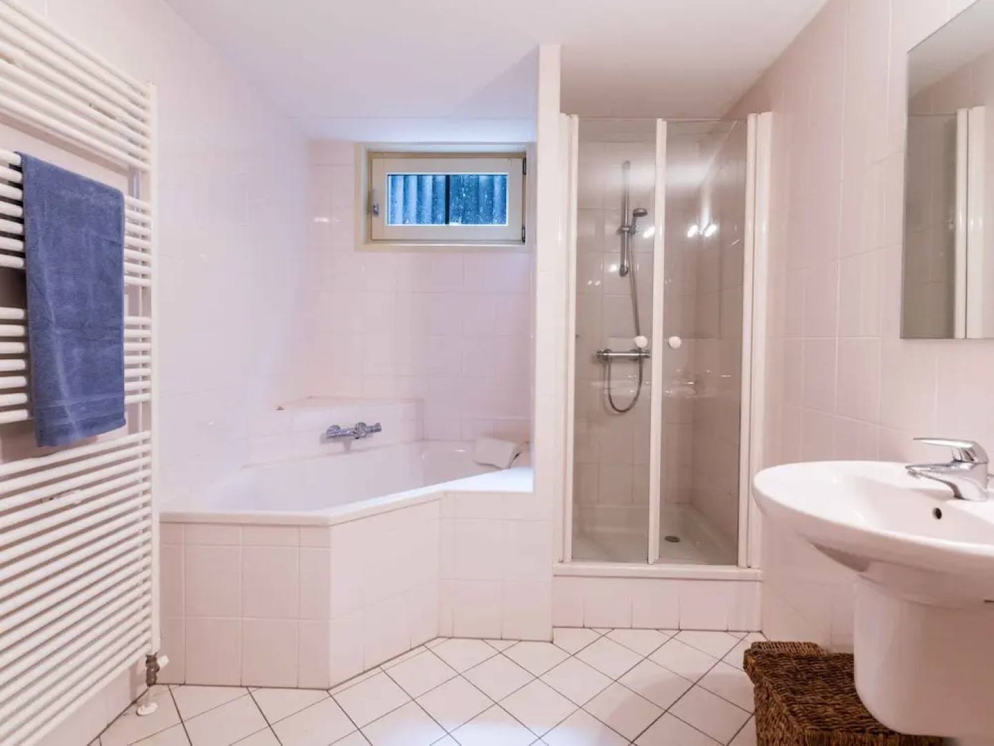 Luxurious Villa With Dishwasher, in the Nature of De Veluwe