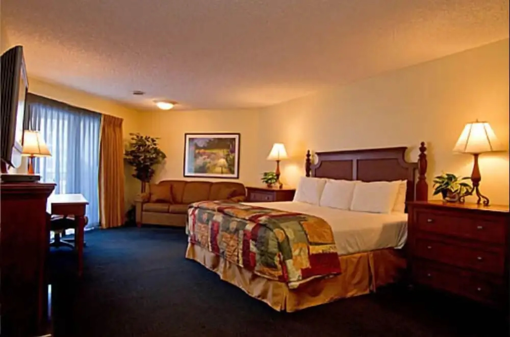 Weathervane Terrace Inn and Suites