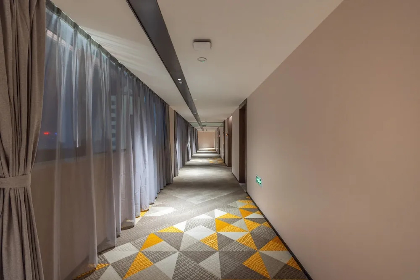 JOVE MOUNTAIN UrCove Nyingchi Hotel