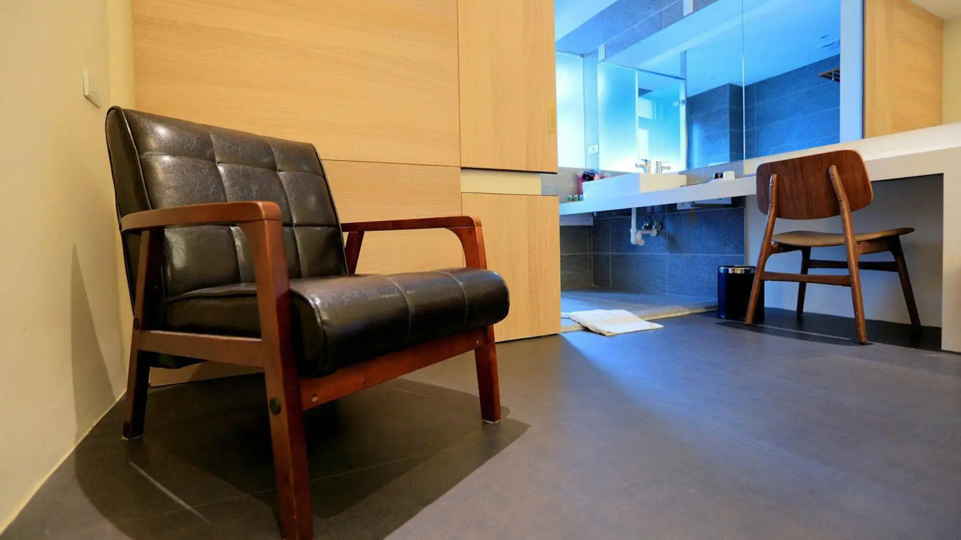 Station 100 Meter B&B