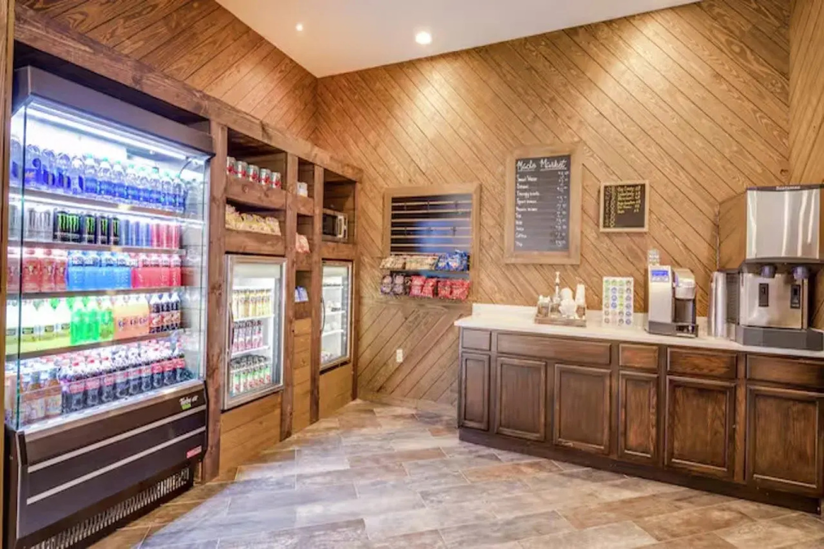 DoubleTree by Hilton Huntington