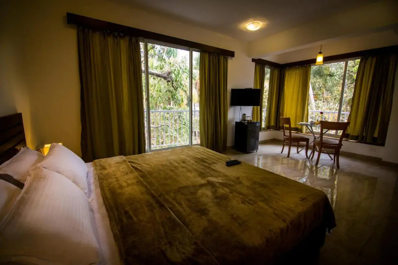 Pinnacle Holiday Homes