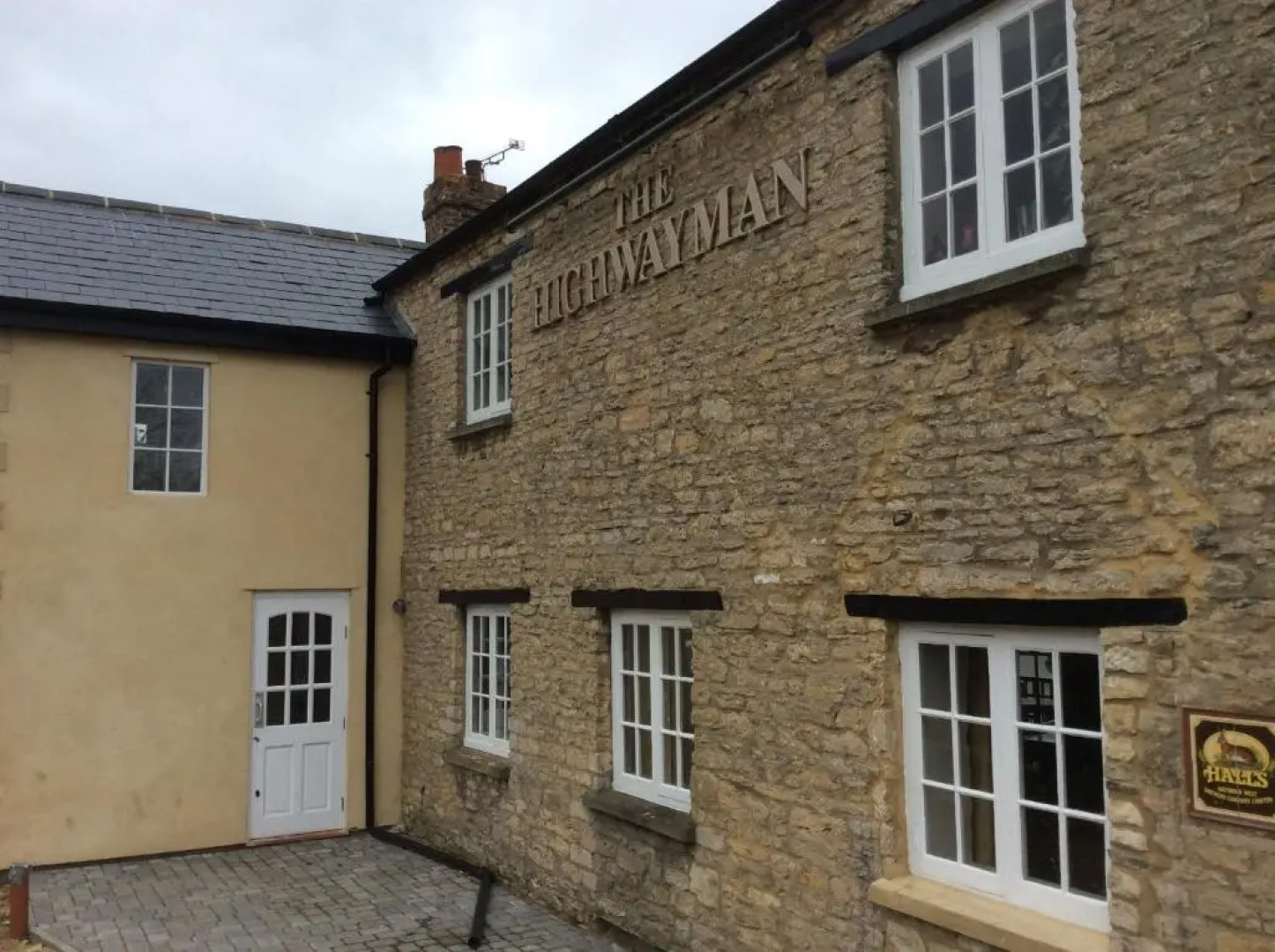 The Highwayman Hotel