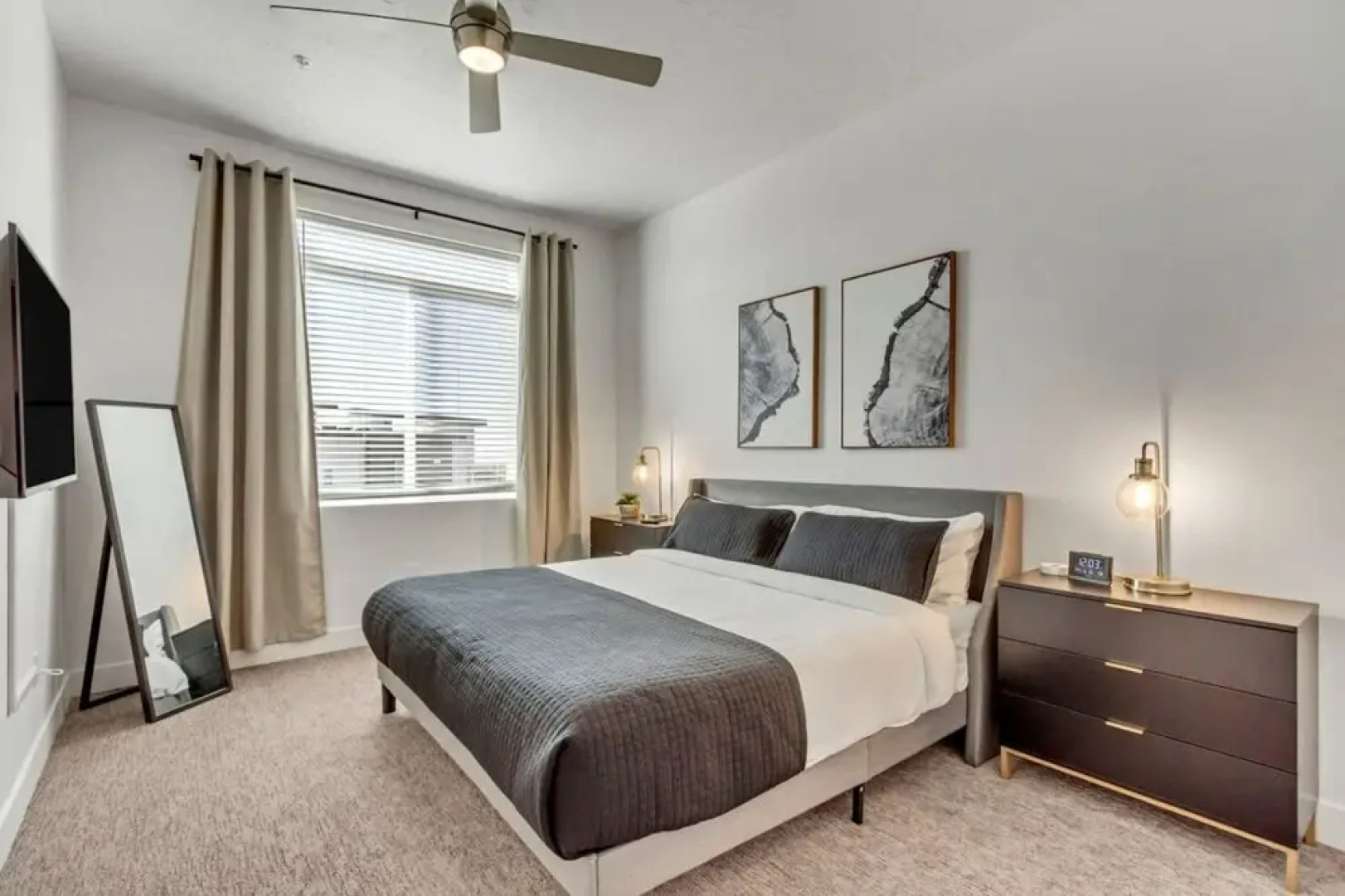 New Apt - Gigabit Internet - Year-round Pool