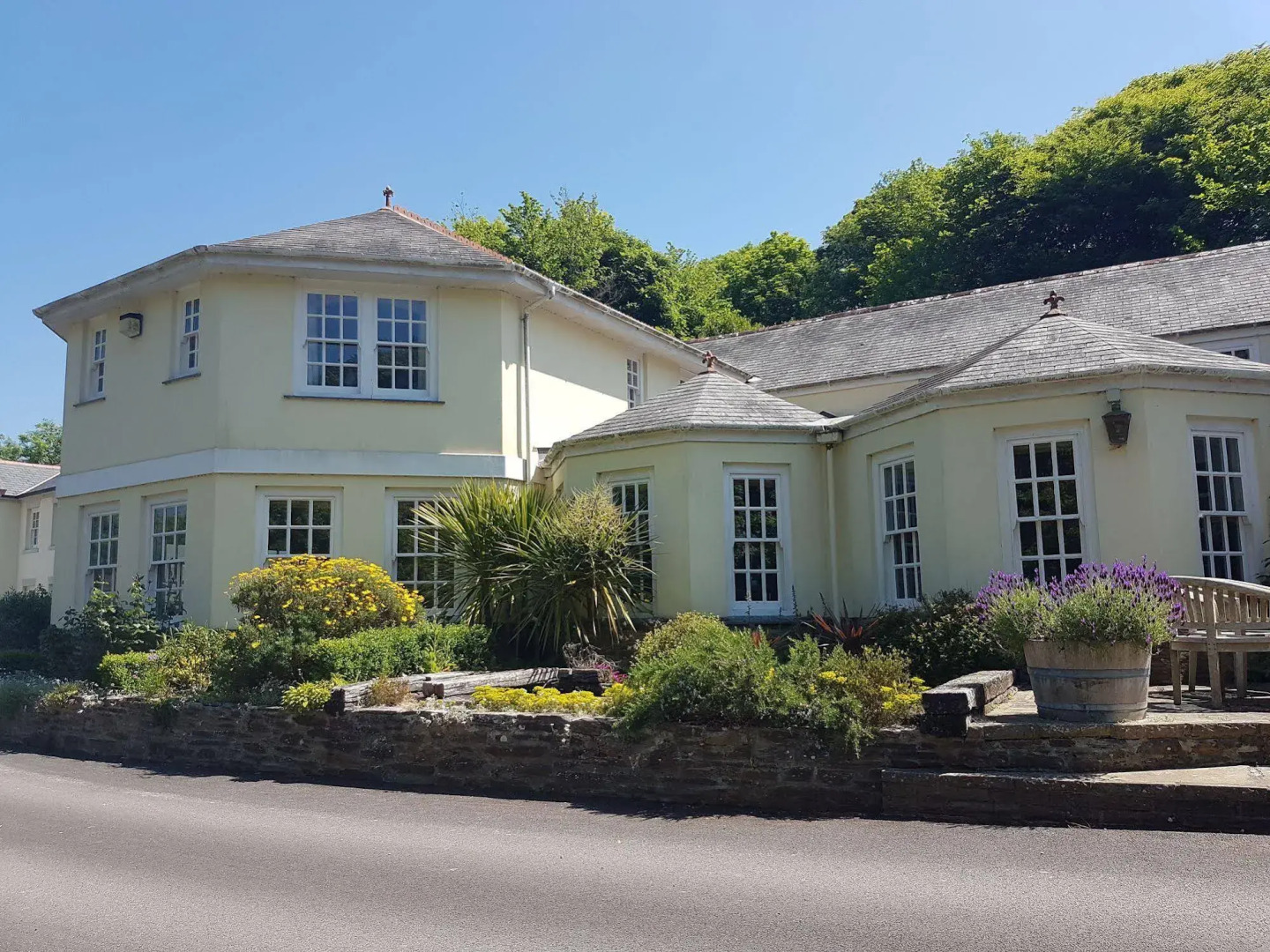 Rose In Vale Country House Hotel