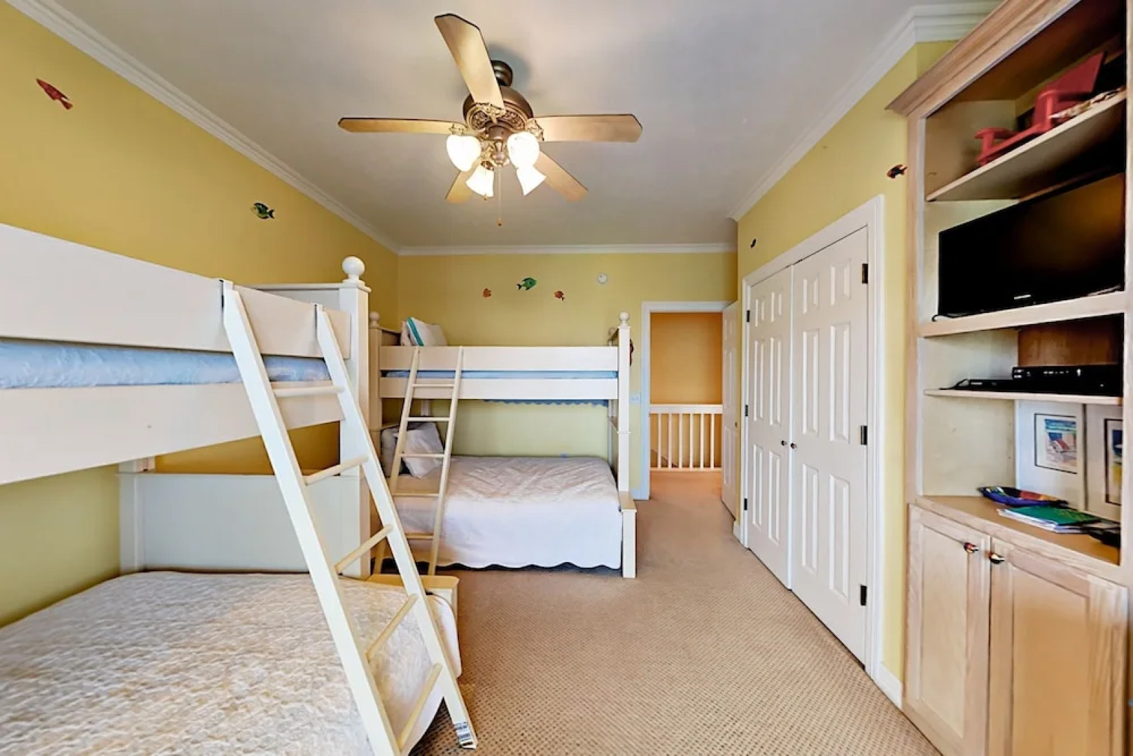 Bolivar Peninsula Home 4 Bedrooms 3.5 Bathrooms Home