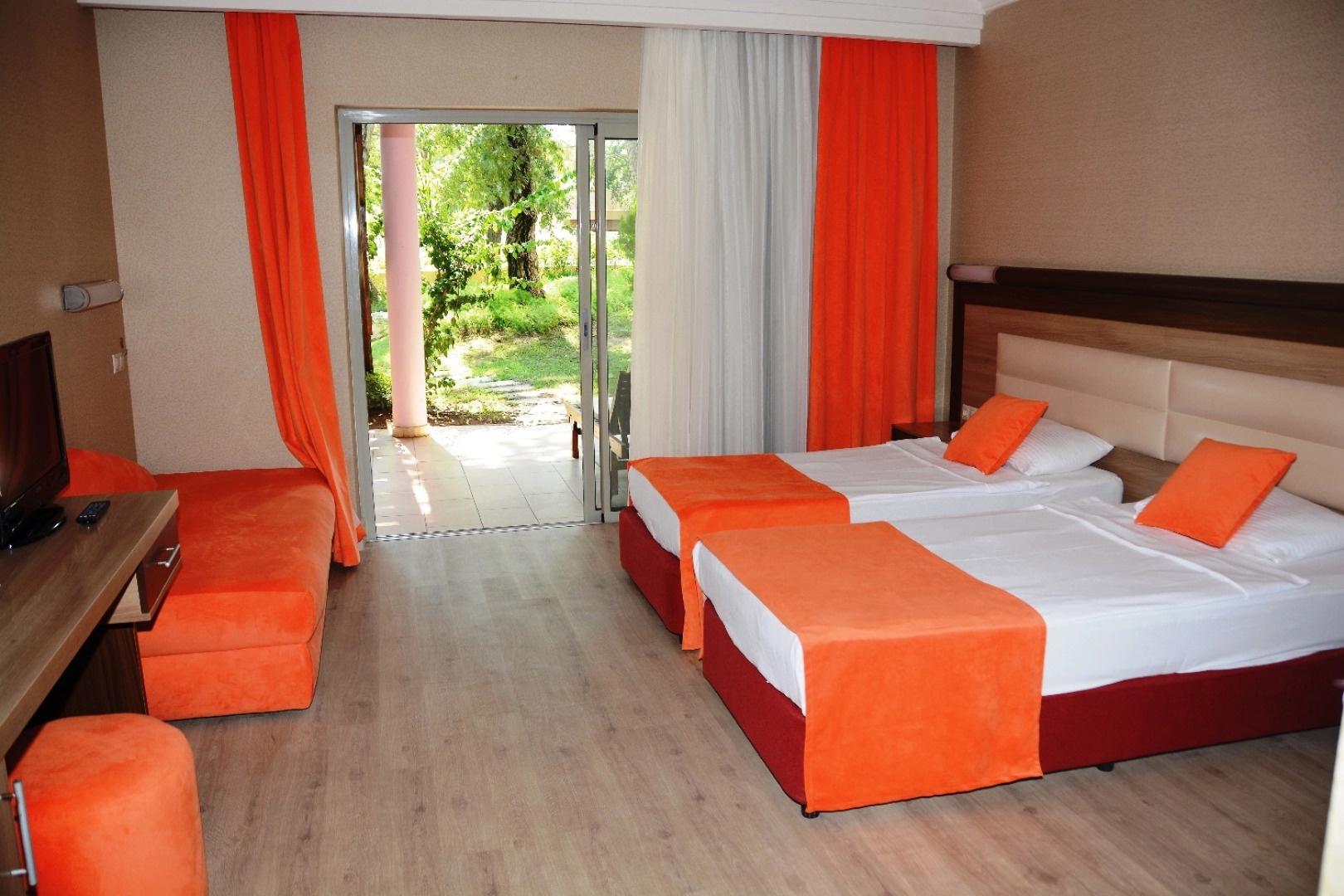 Sueno Hotels Beach Side