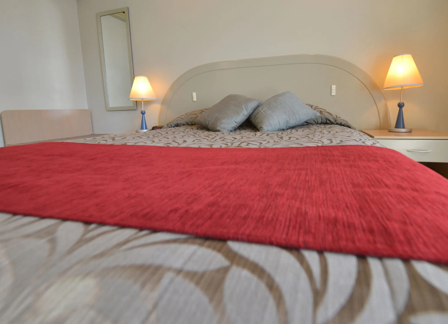 Brougham Heights Motel