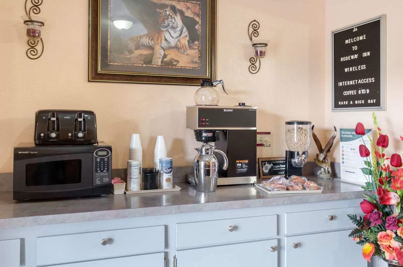 OYO Hotel Chapmanville Inn, WV - Hwy 119