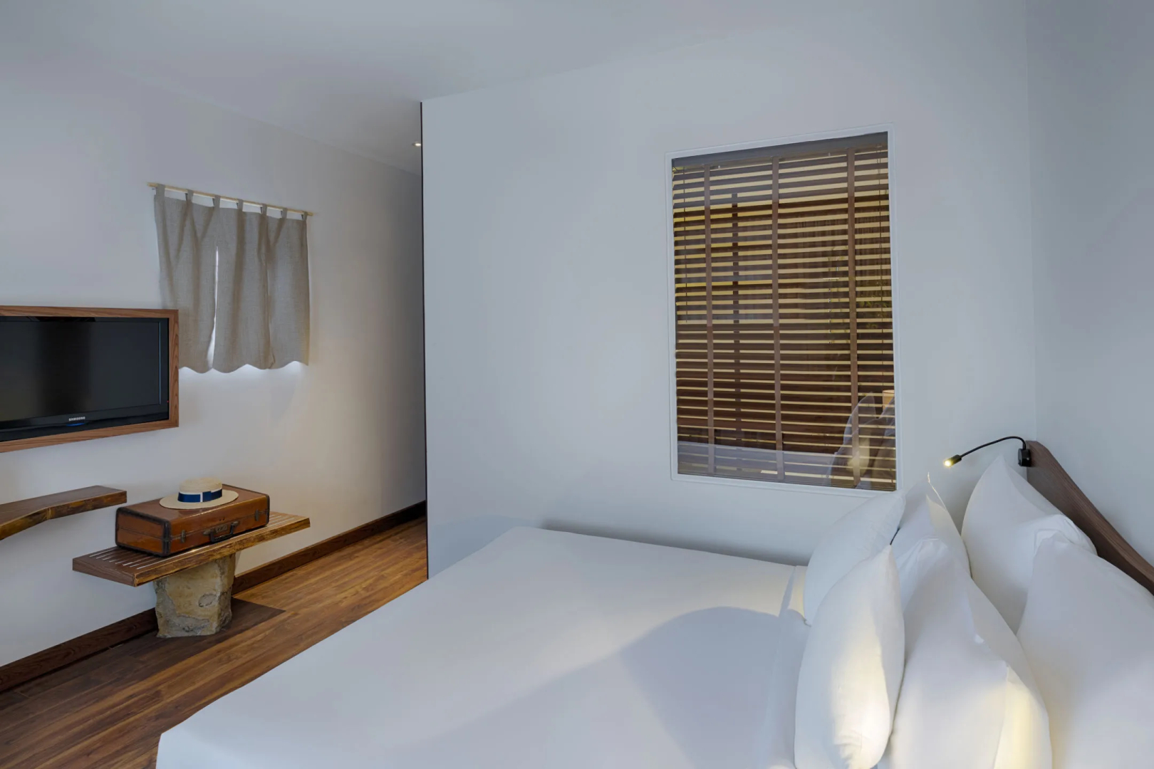 Silverland Min Hotel