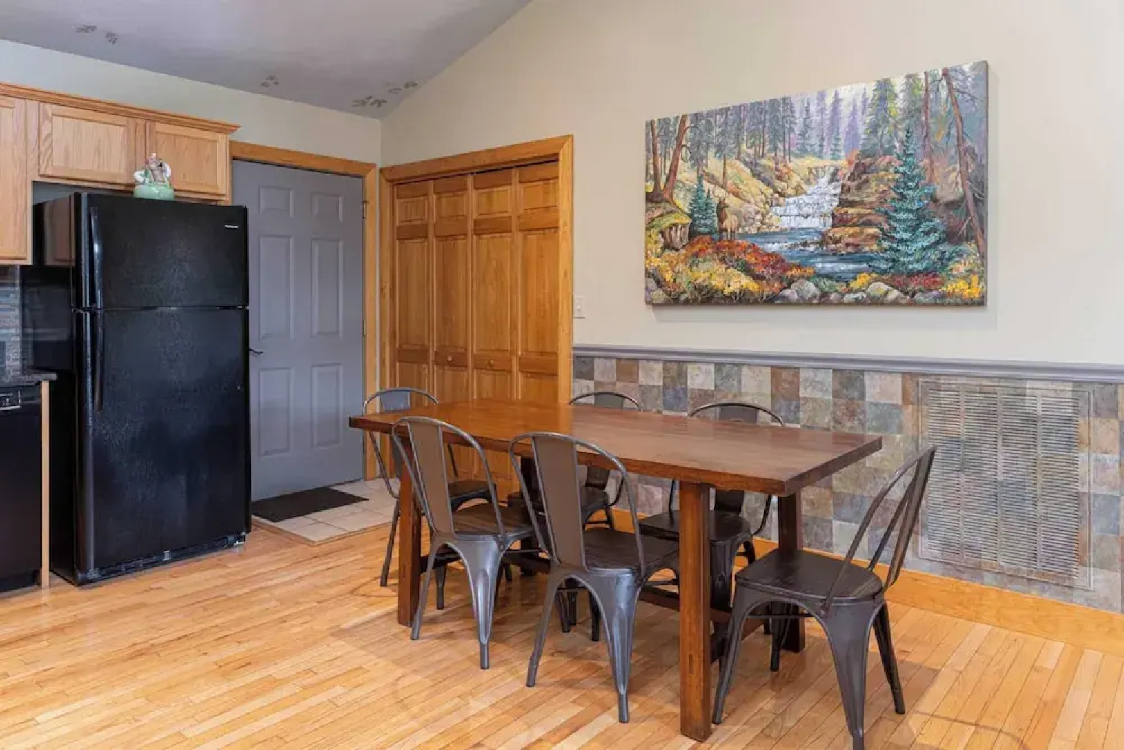 Among the Clouds by Avantstay Views + Hot Tub