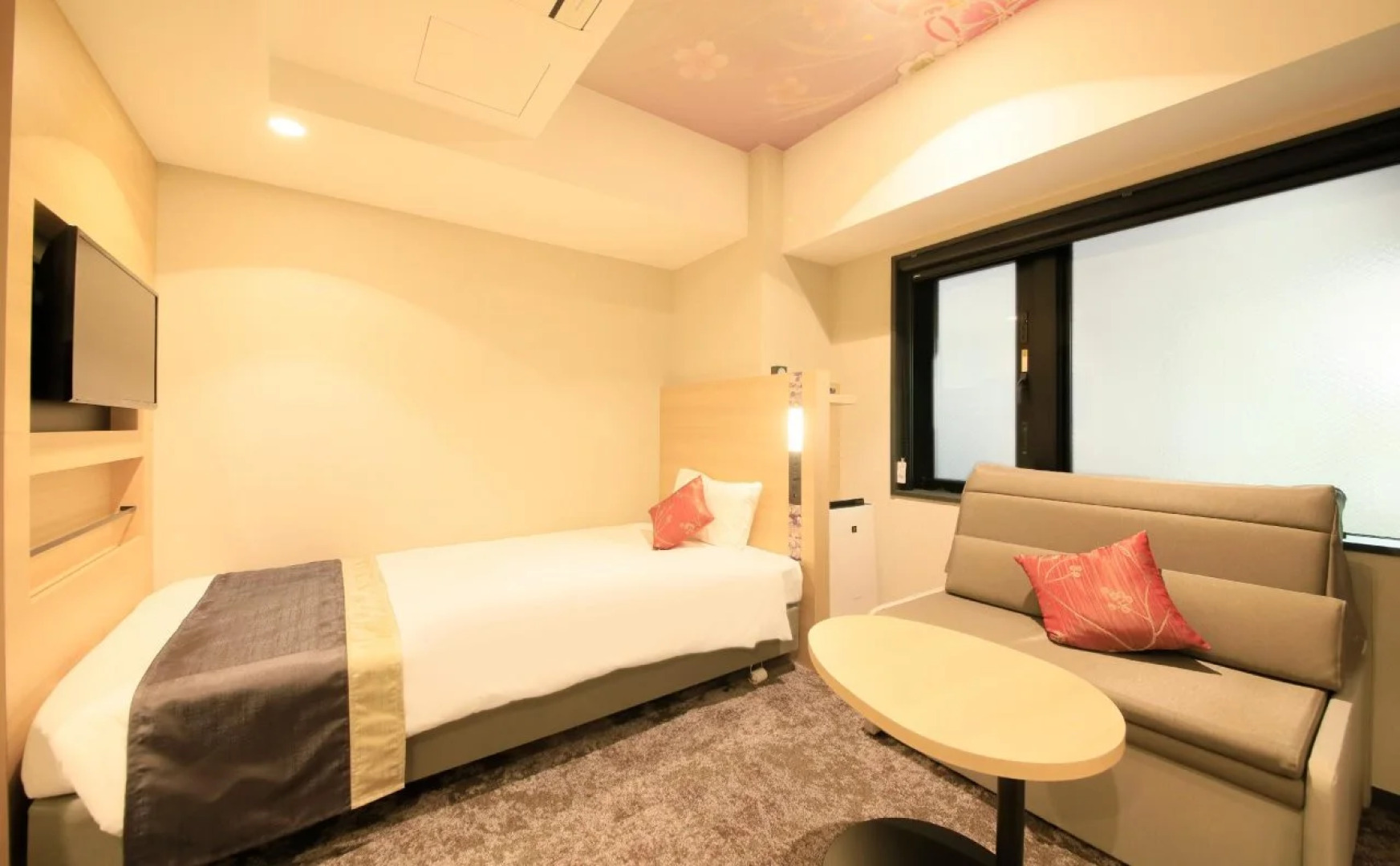 The Hedistar Hotel Kyoto Nijo Comic&Books