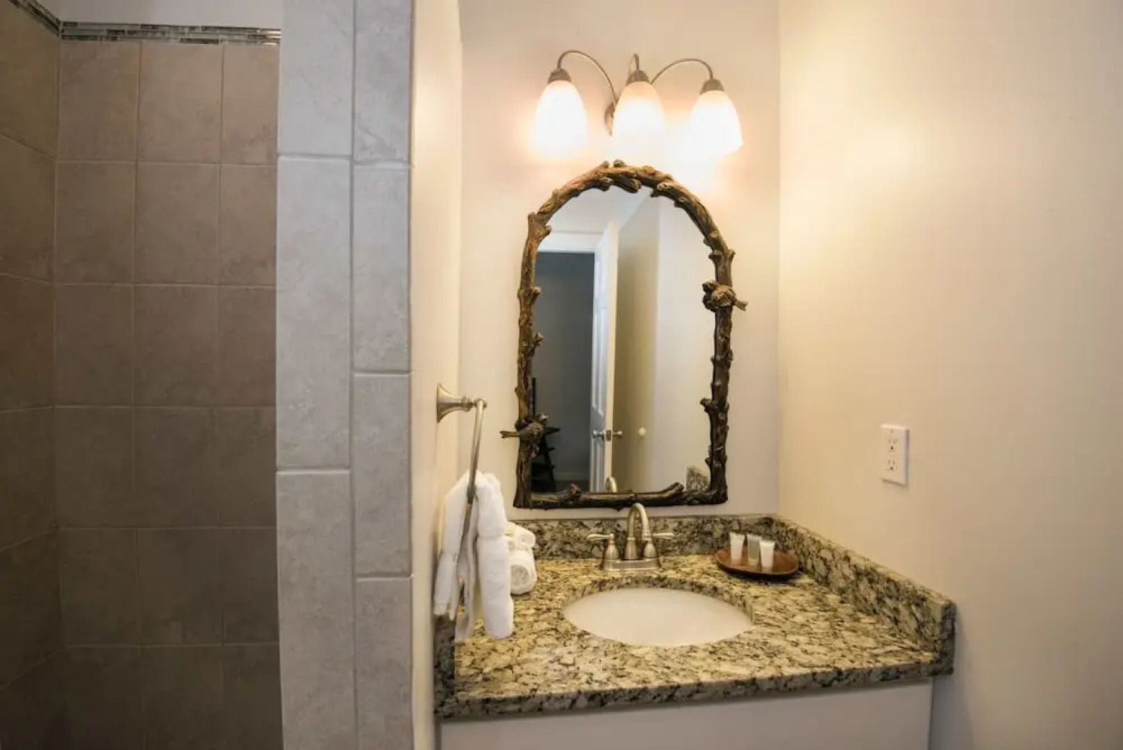 Hope Town Inn & Marina