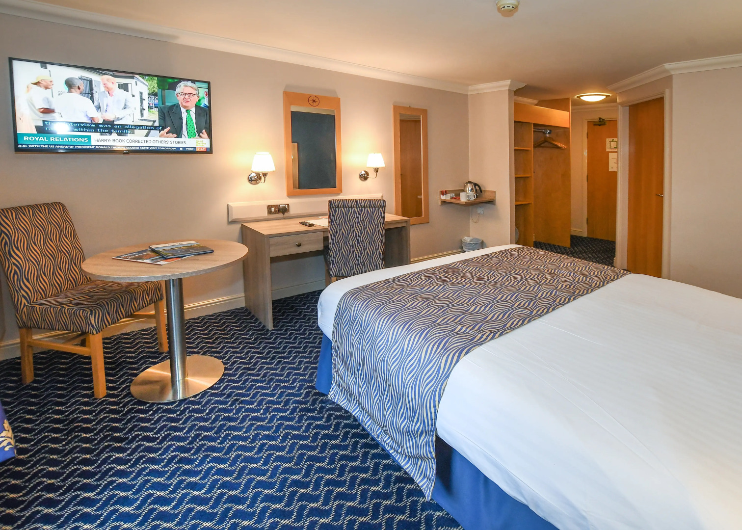 The Queens Hotel & Victoria Cloisters