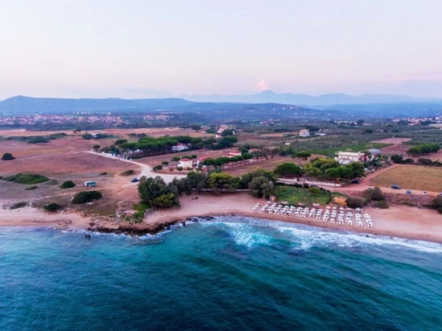 Romanos Beach Villas