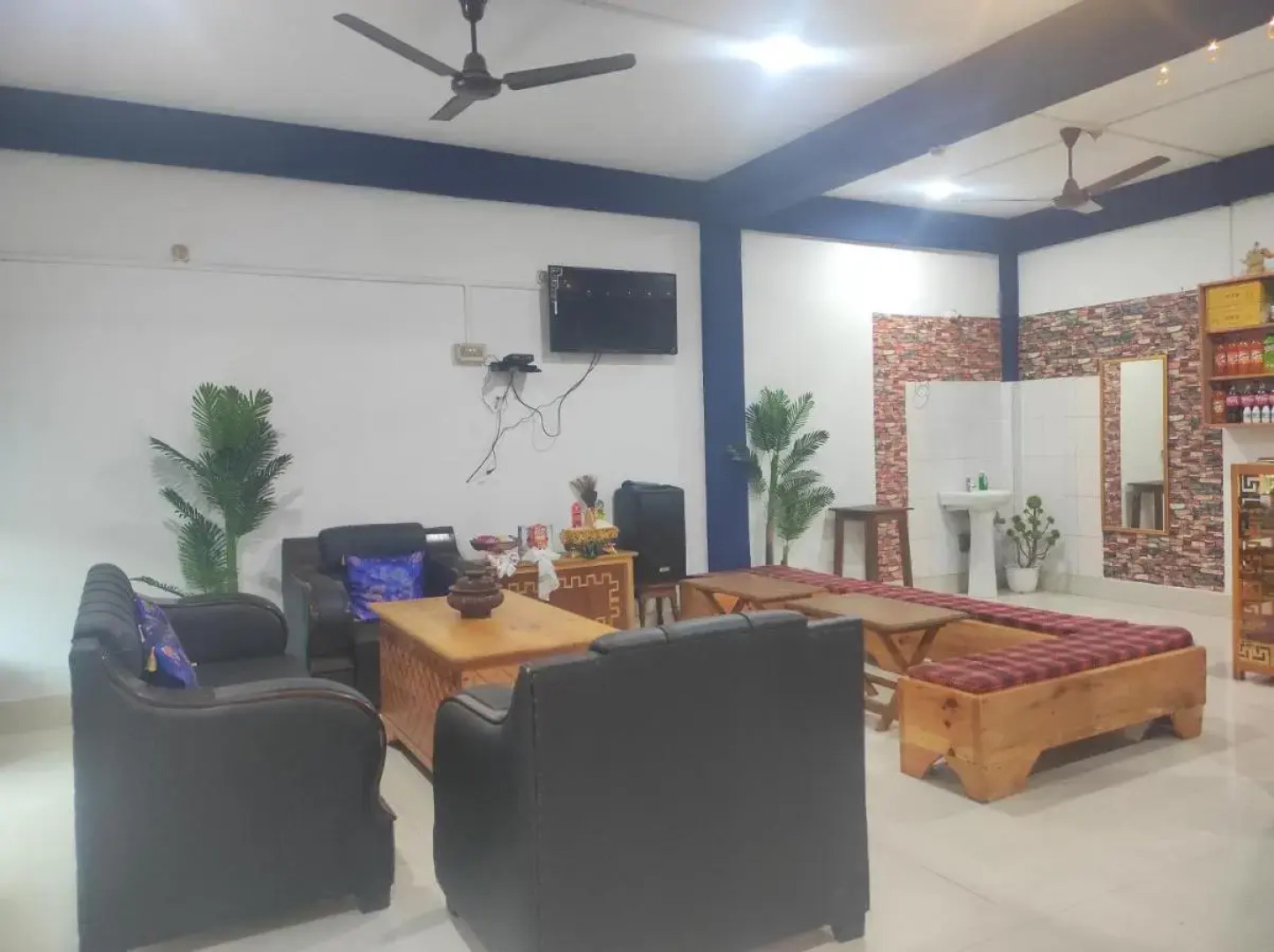 Eight Lucky Sign Homestay