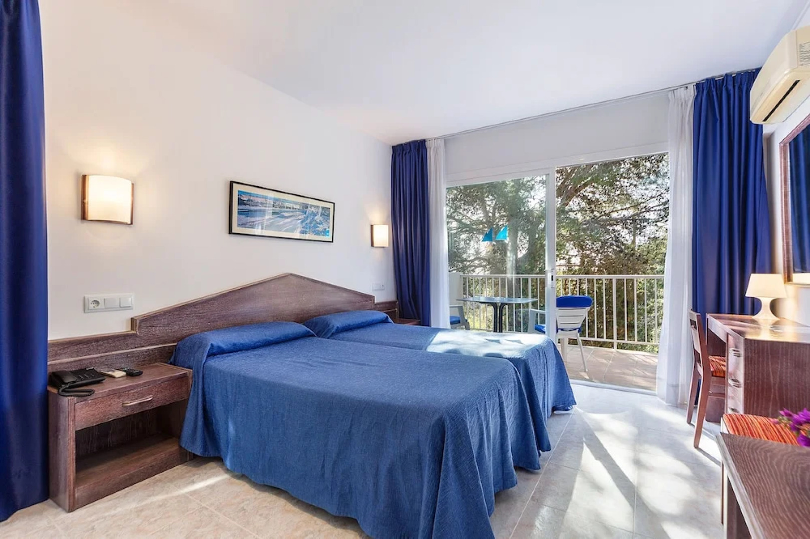 Apartamentos Cala Murada Minigolf