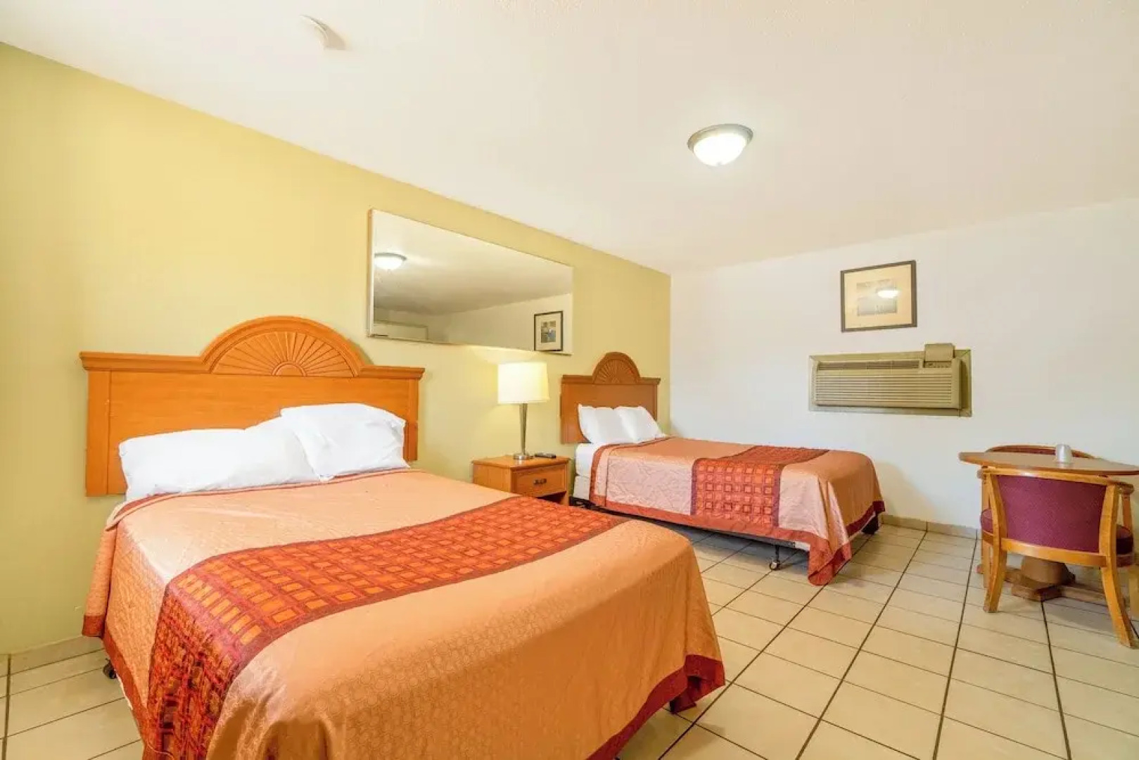 The Inn by El Dorado Lake