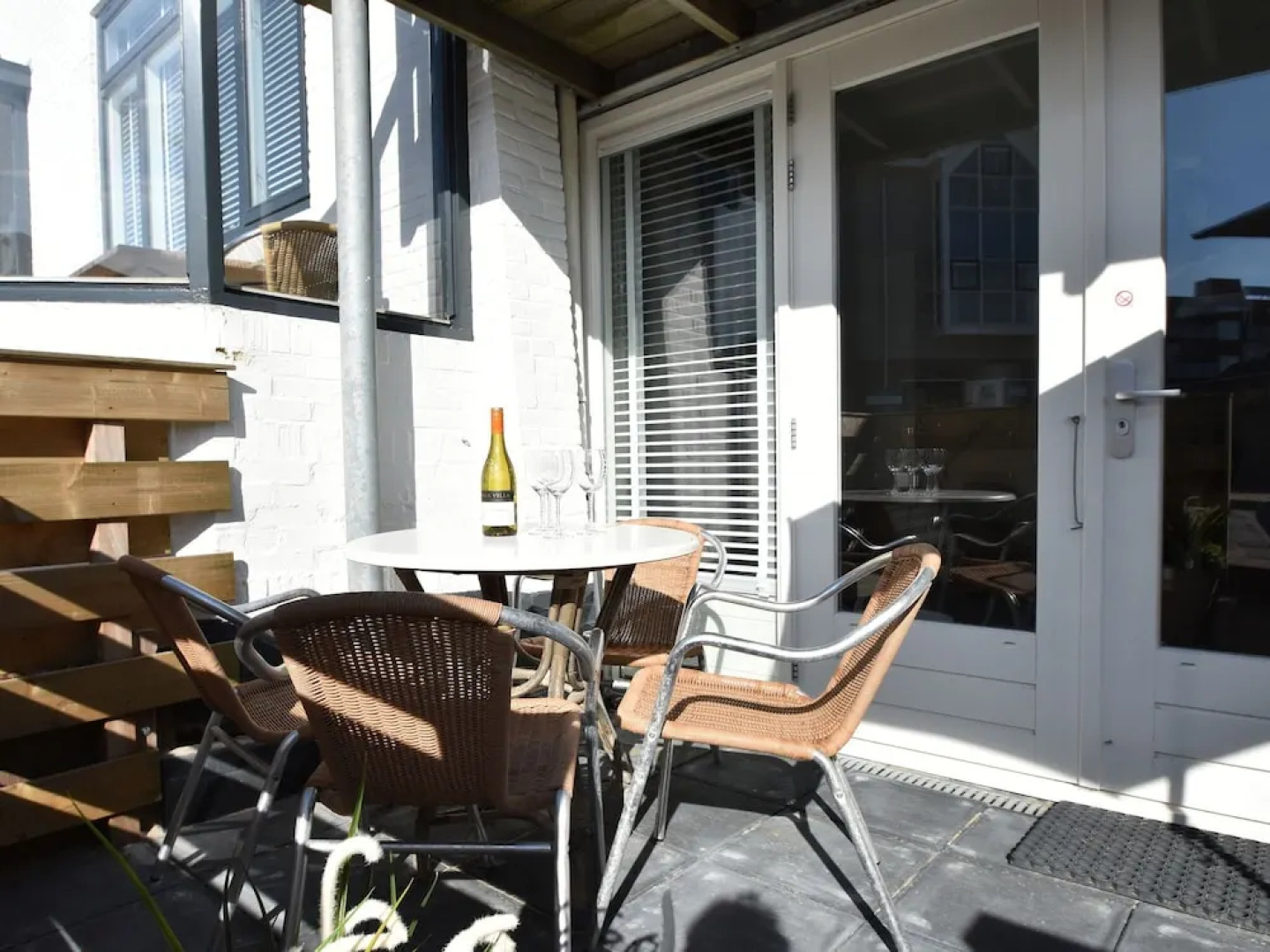 Elegant Studio Near Beach