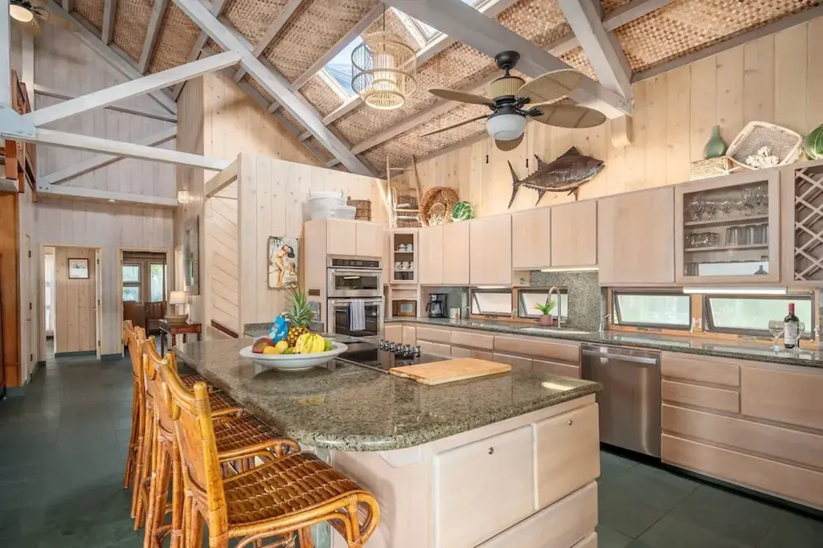 Niulani Lanikai - Kauai Beach House 4 Bedroom Home by RedAwning