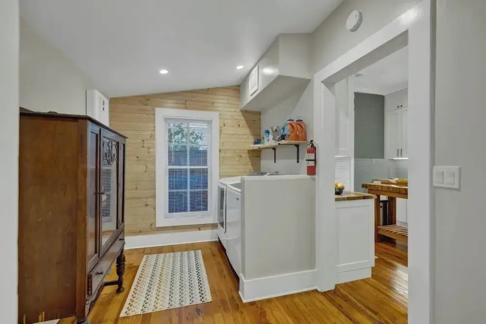 Tolle Haus: W/pool & Firepit-walk to Schlitterbahn, Comal Chutes & Downtown!