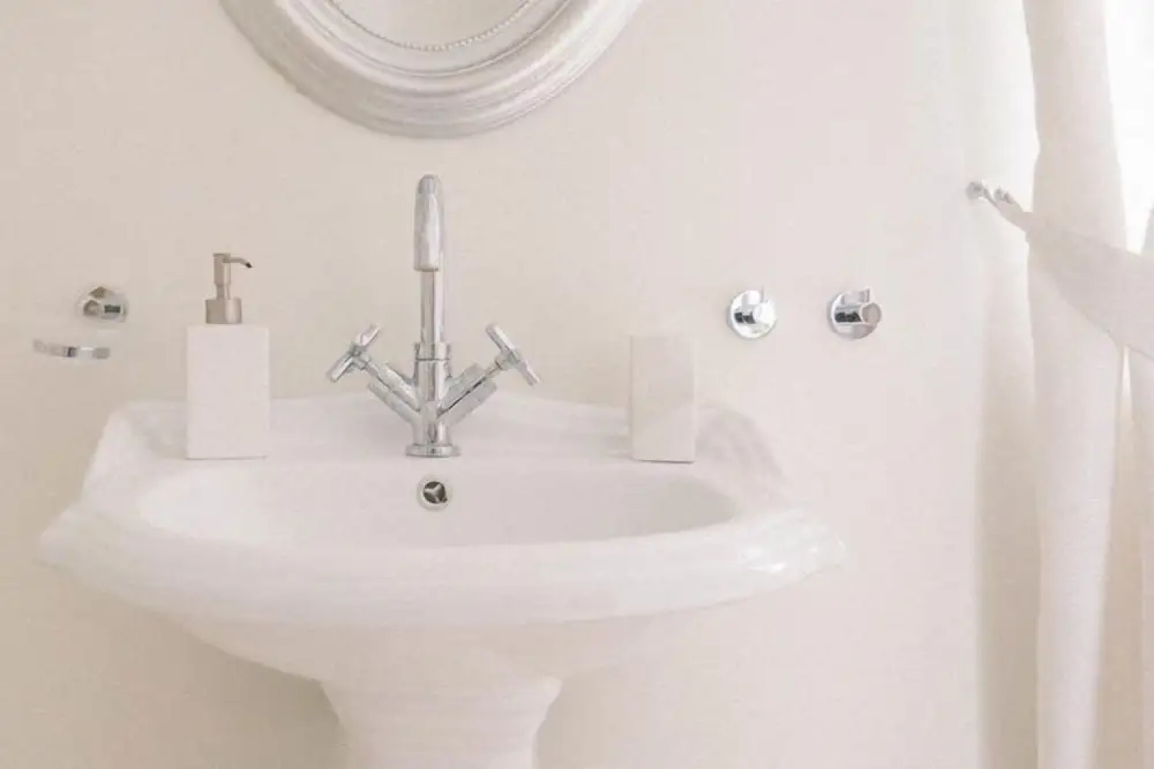 Pałac Osowa Sień Hotel