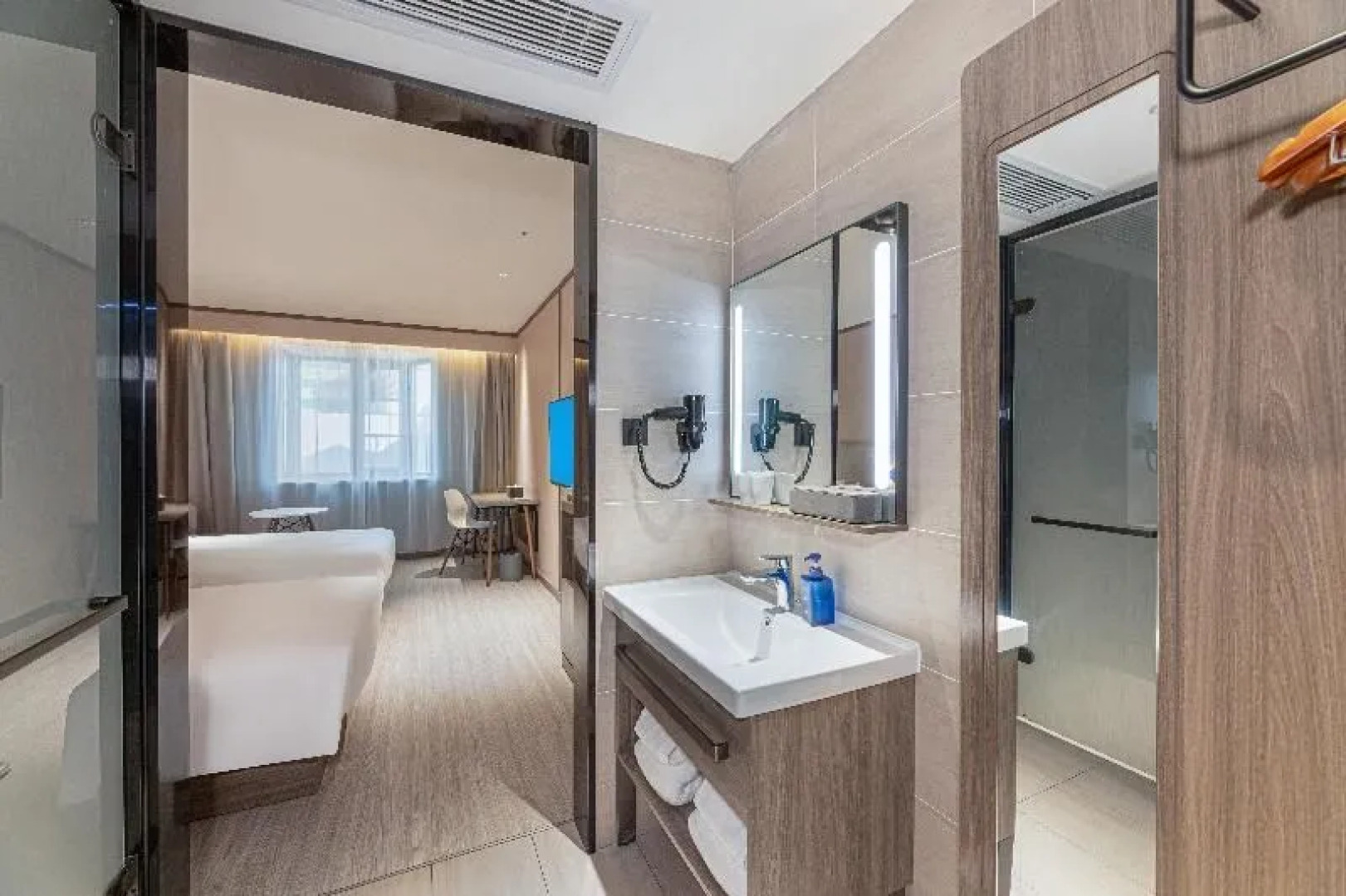 Hanting Hotel (Anqing Renmin Road Pedestrian Stree