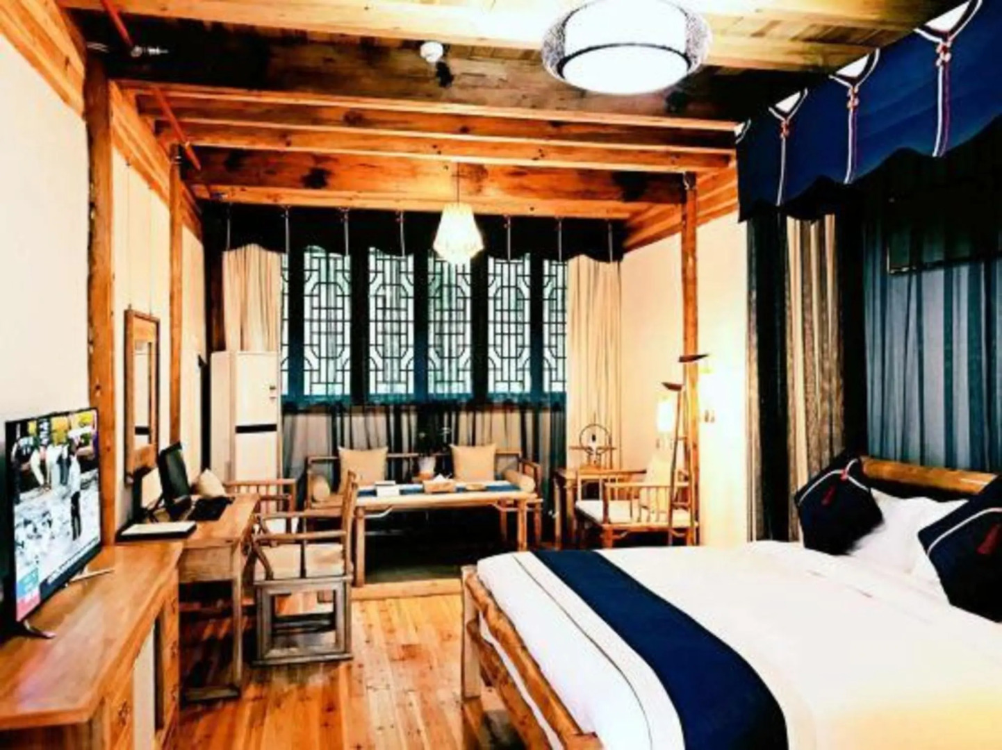 Fengxiang Yaozhai Hotel