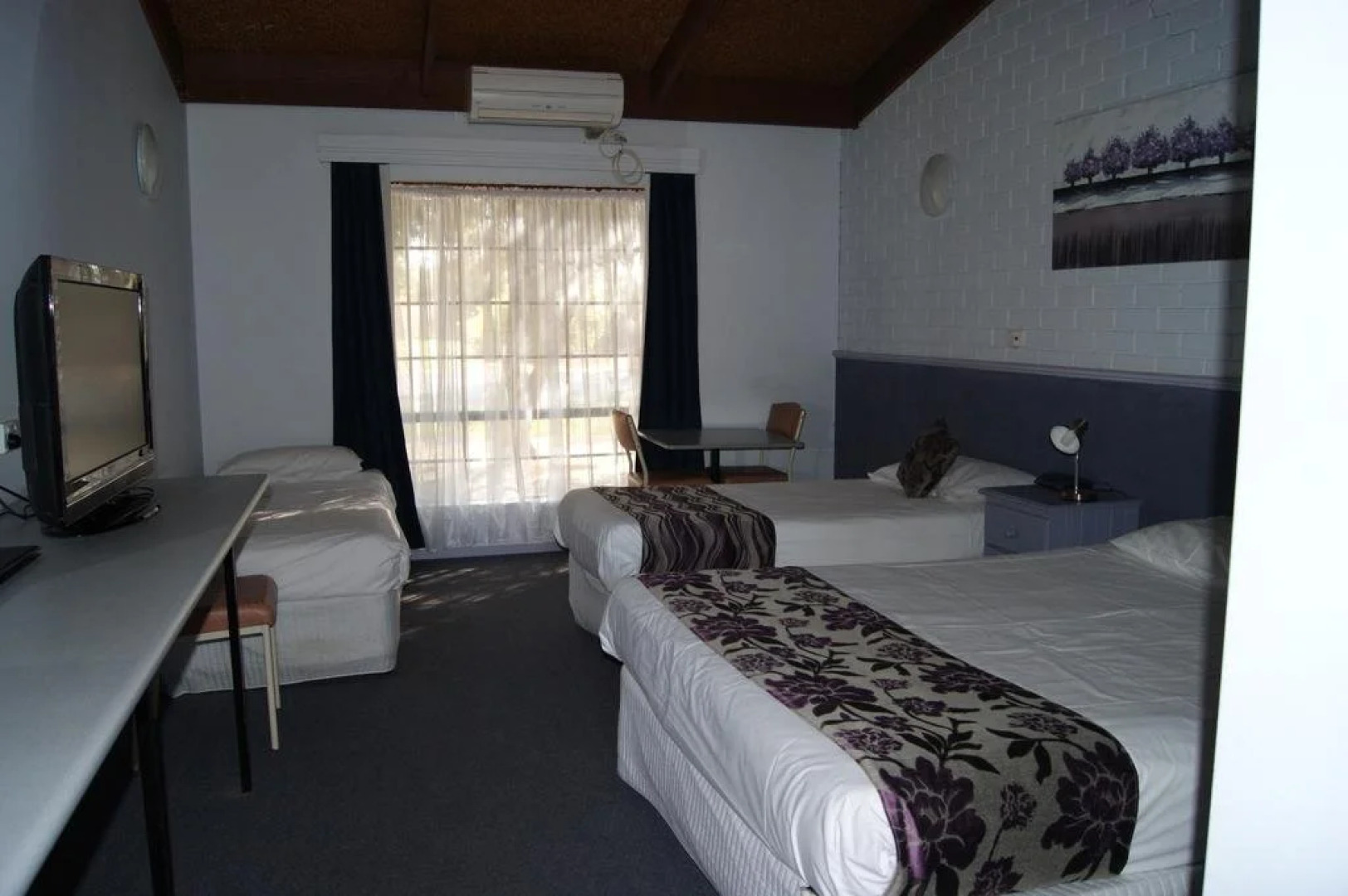 Bakery Park Motor Inn