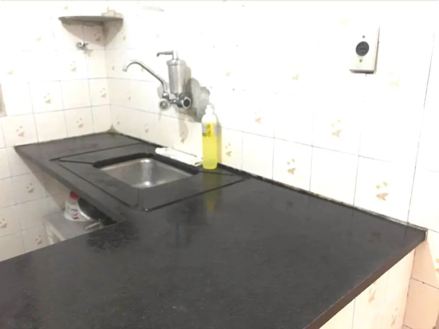 Wally's House Hostel