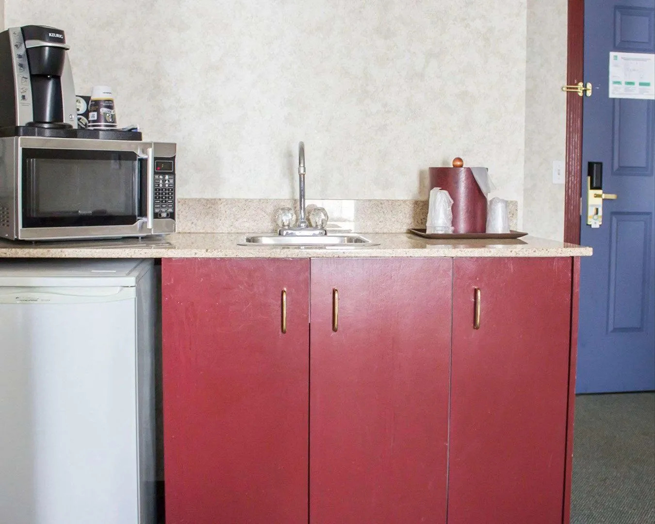 Ramada by Wyndham Nisku Edmonton Airport