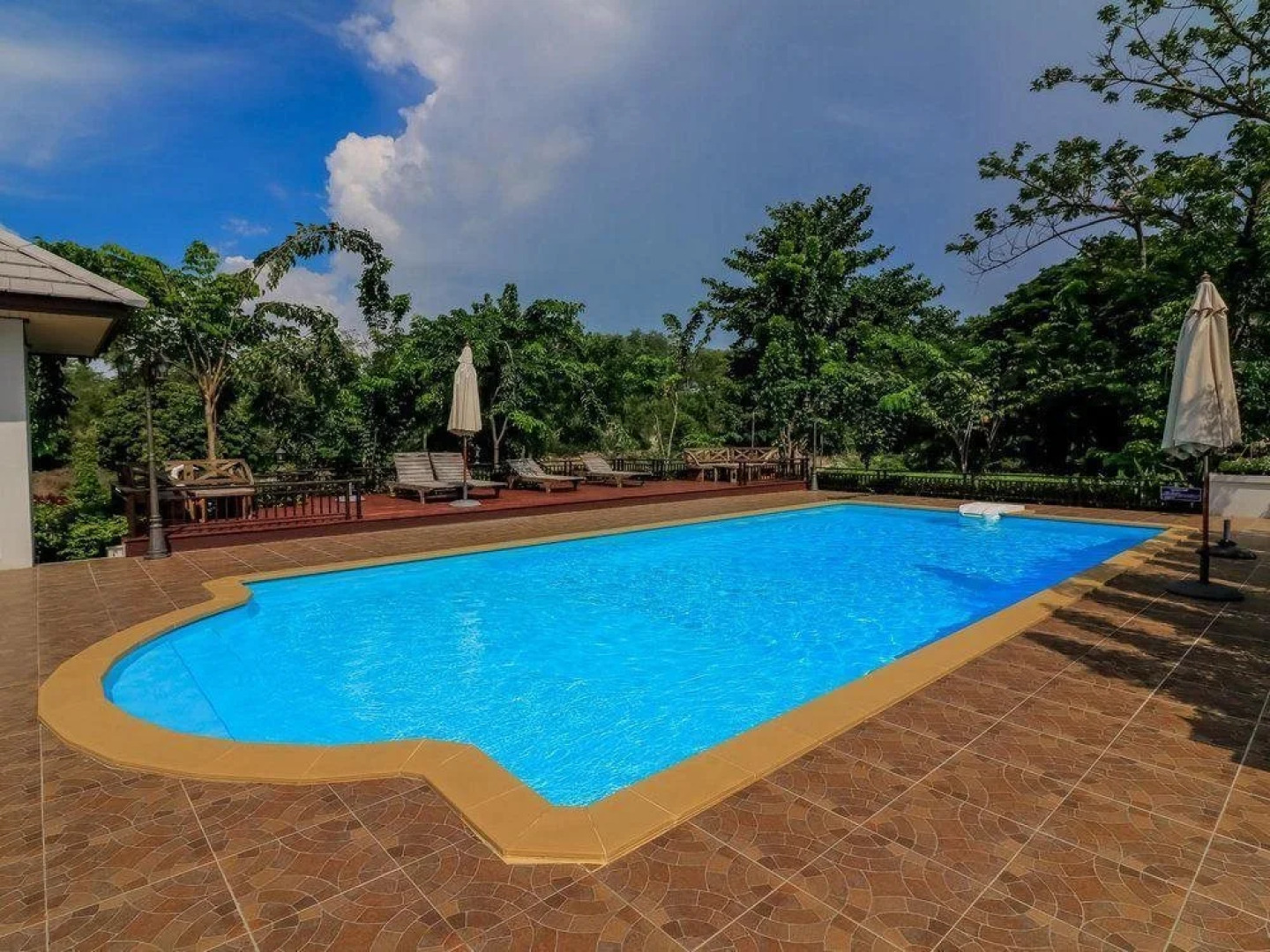 Parinda Garden Resort Spa & Yoga